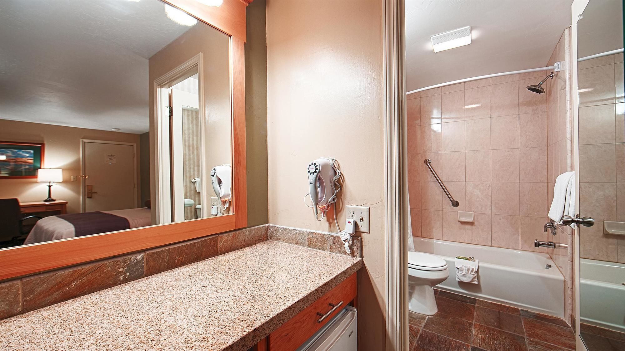 Best Western Driftwood Inn