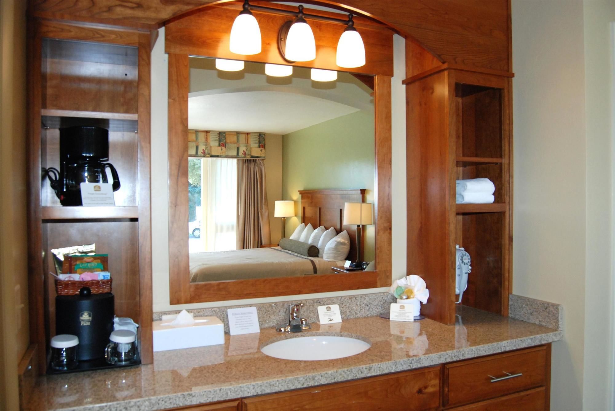 Best Western Driftwood Inn