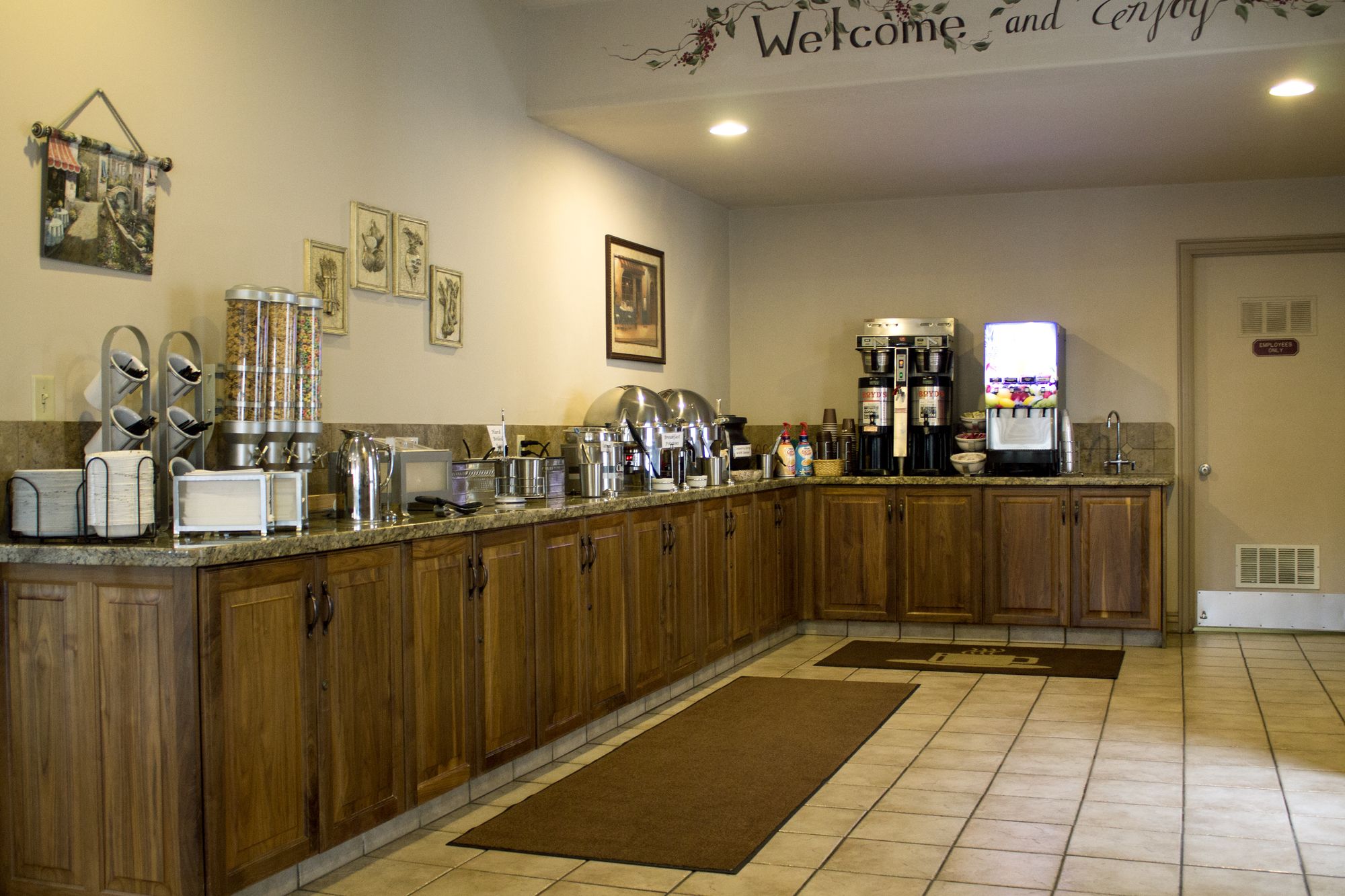 Clarion Inn