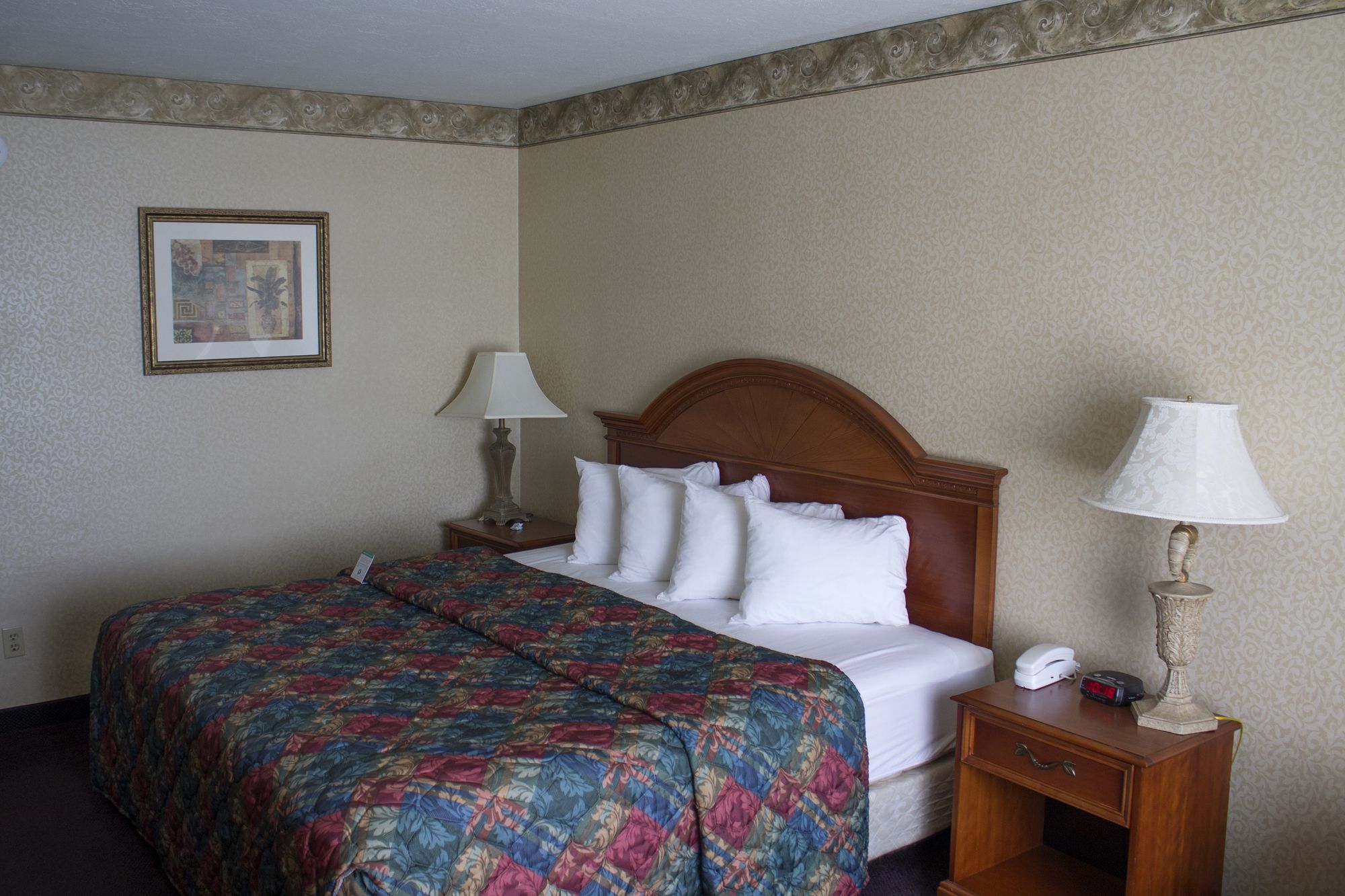 Clarion Inn