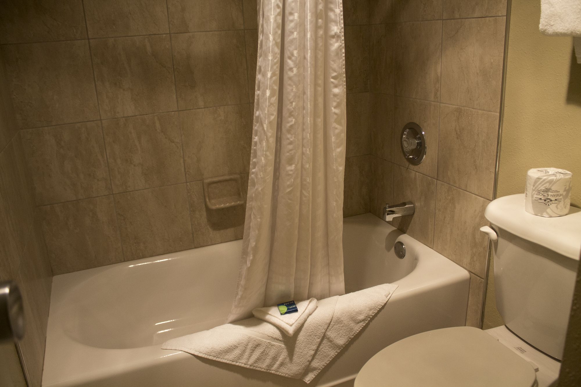Clarion Inn