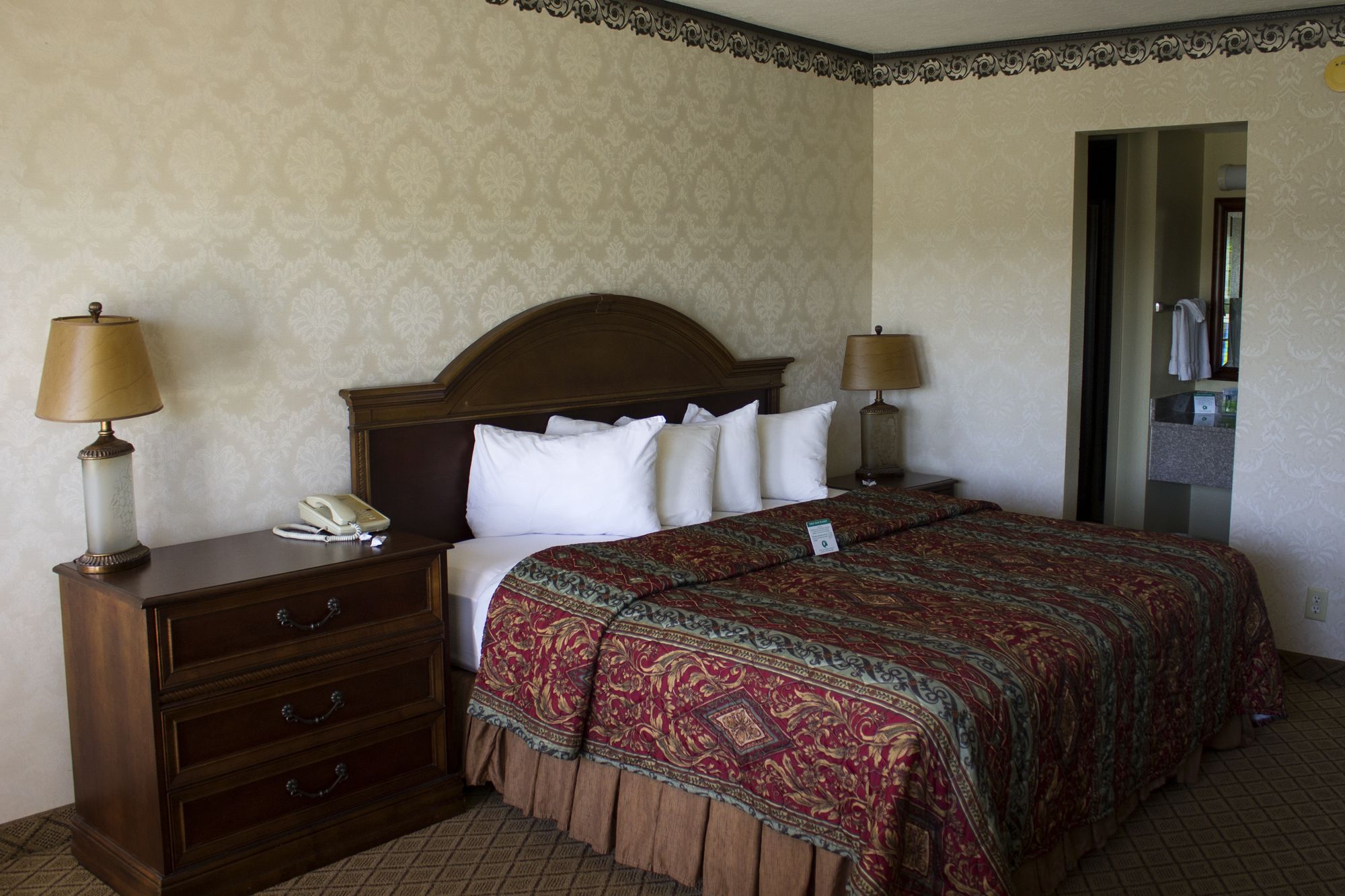 Clarion Inn