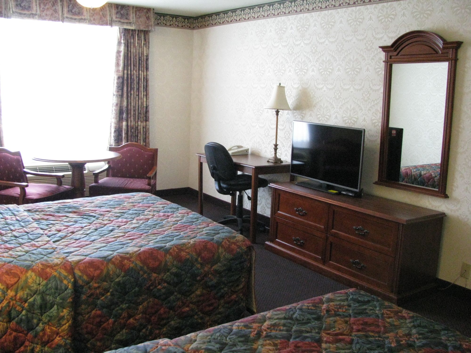 Clarion Inn