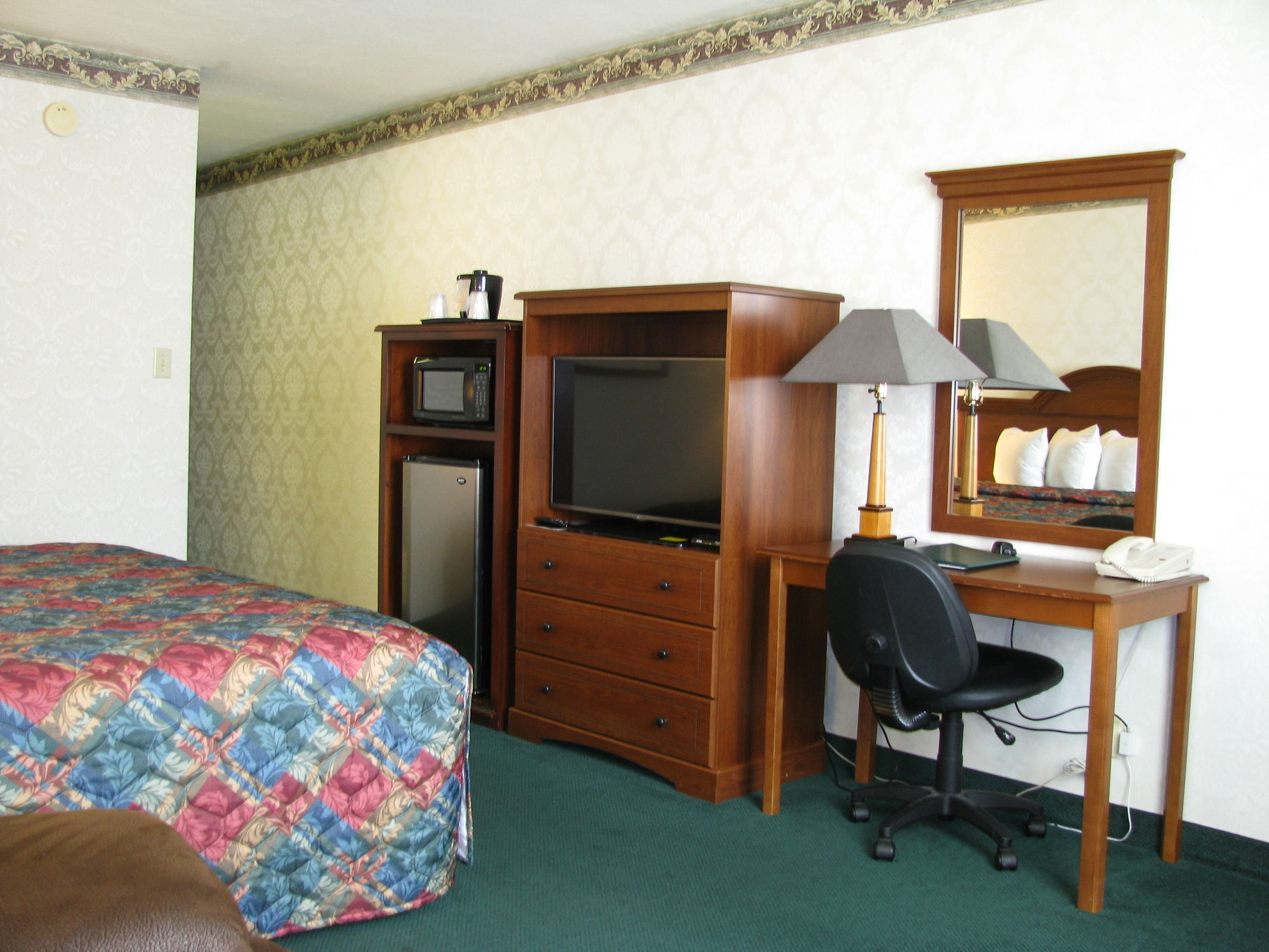 Clarion Inn