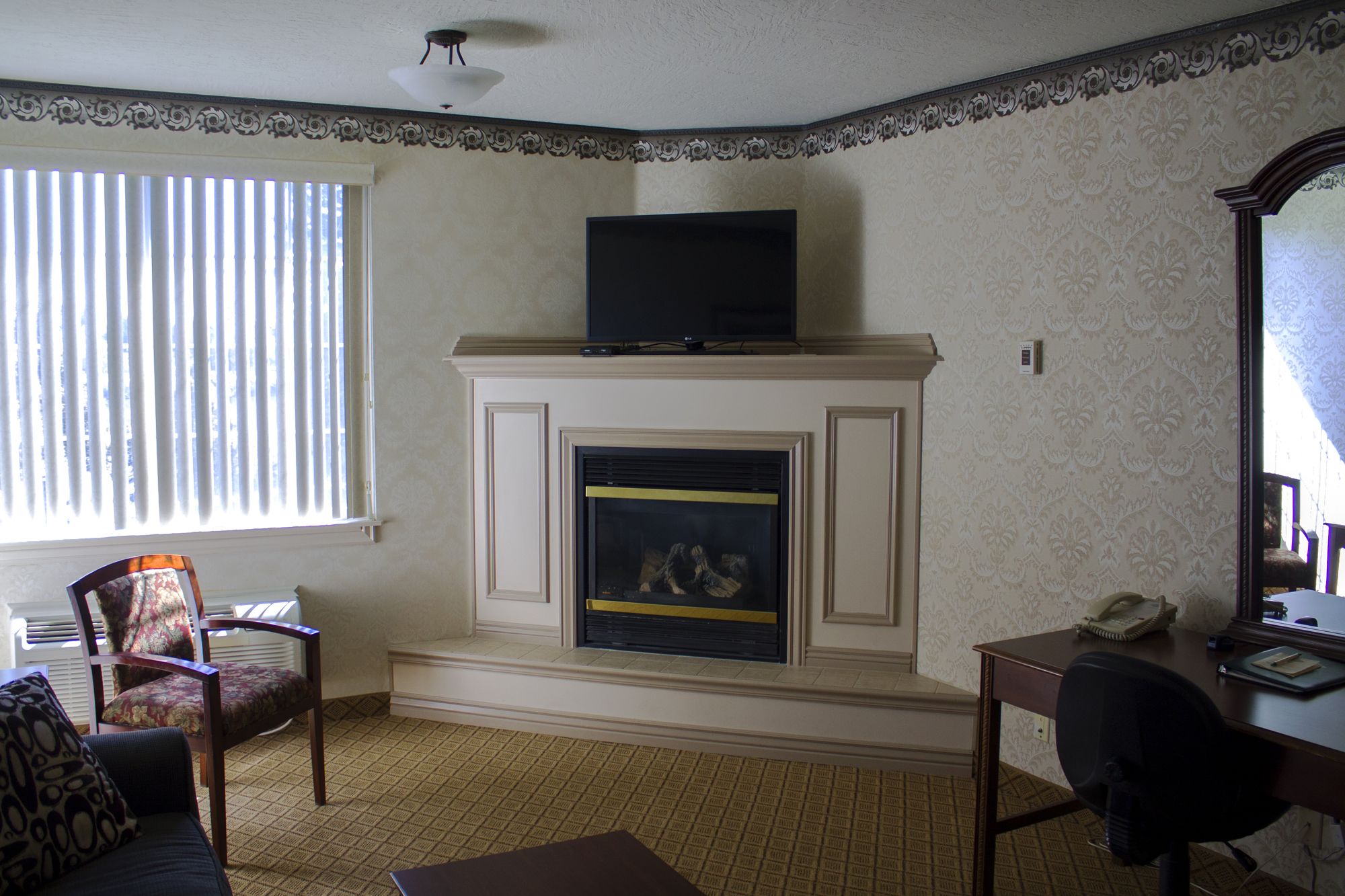 Clarion Inn