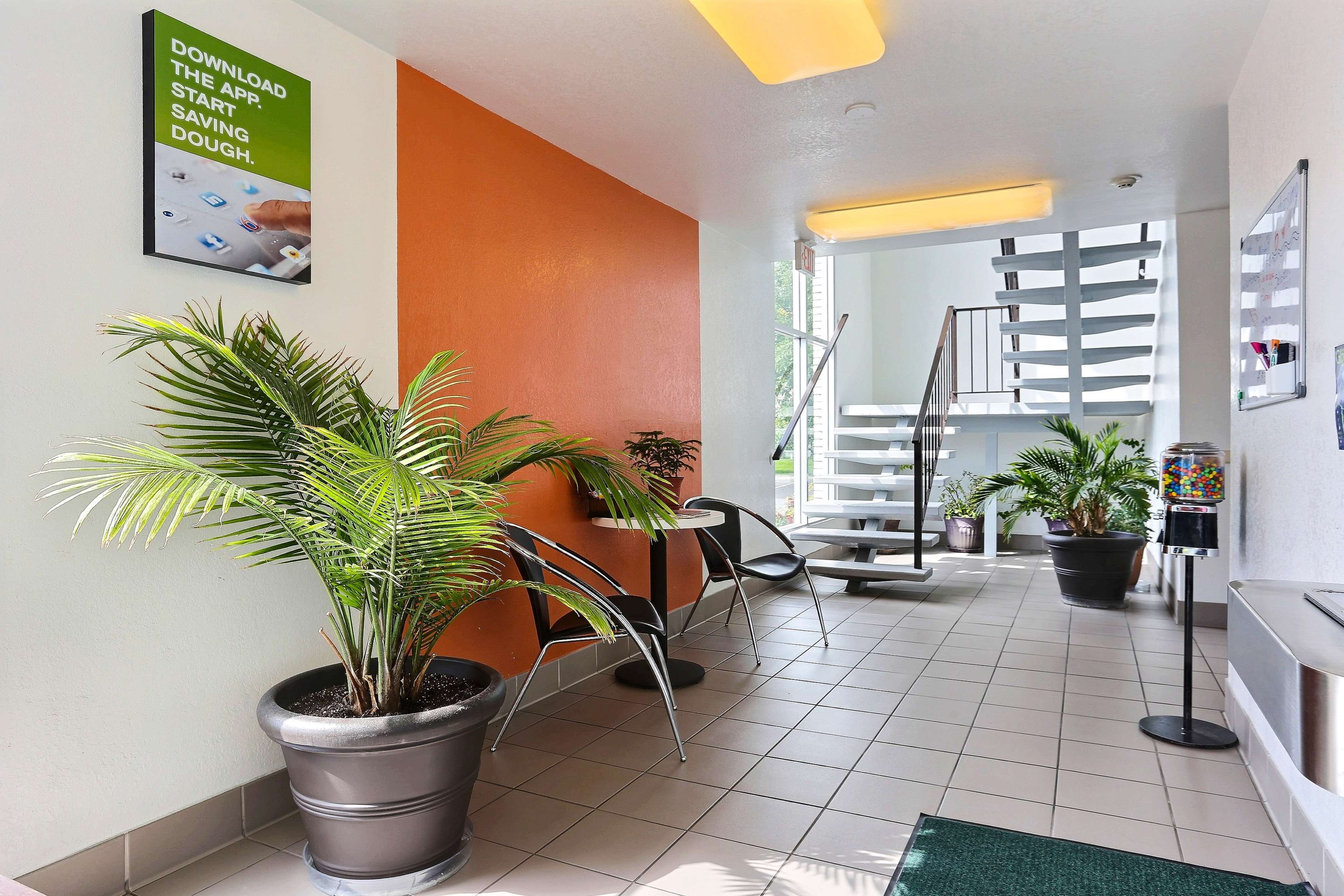 Econo Lodge