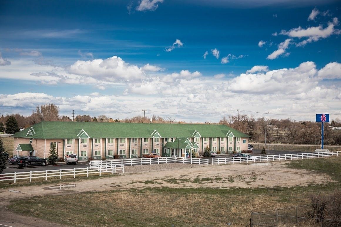 Motel 6 Idaho Falls Snake River