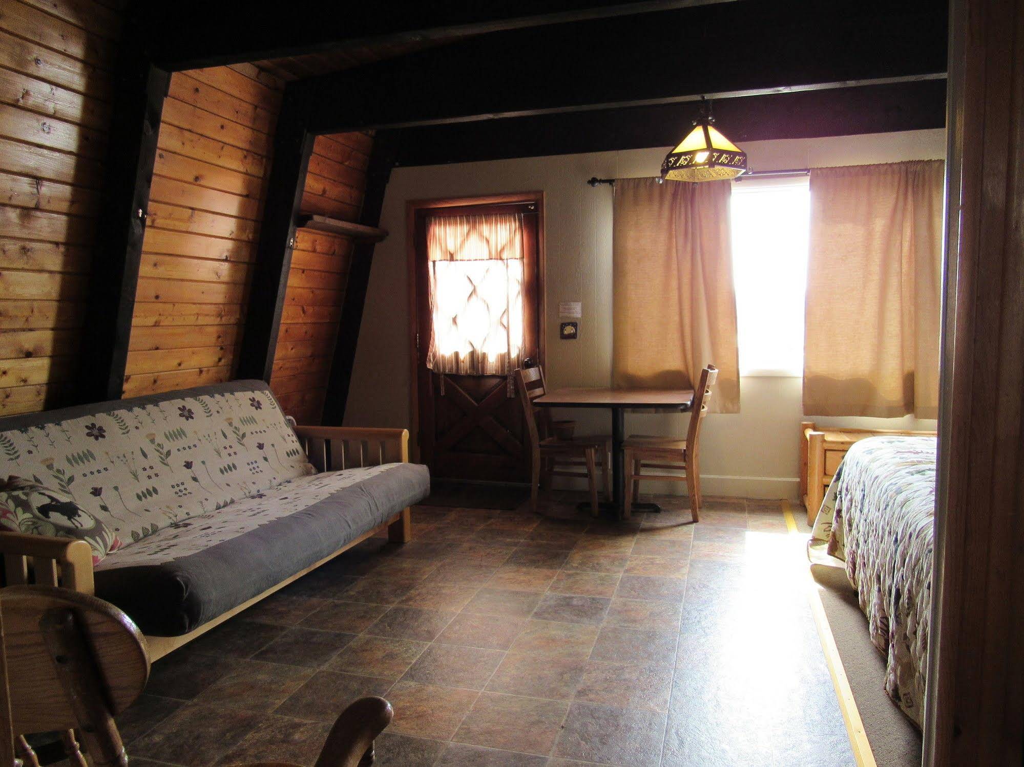 Drift Lodge & Fly Shop