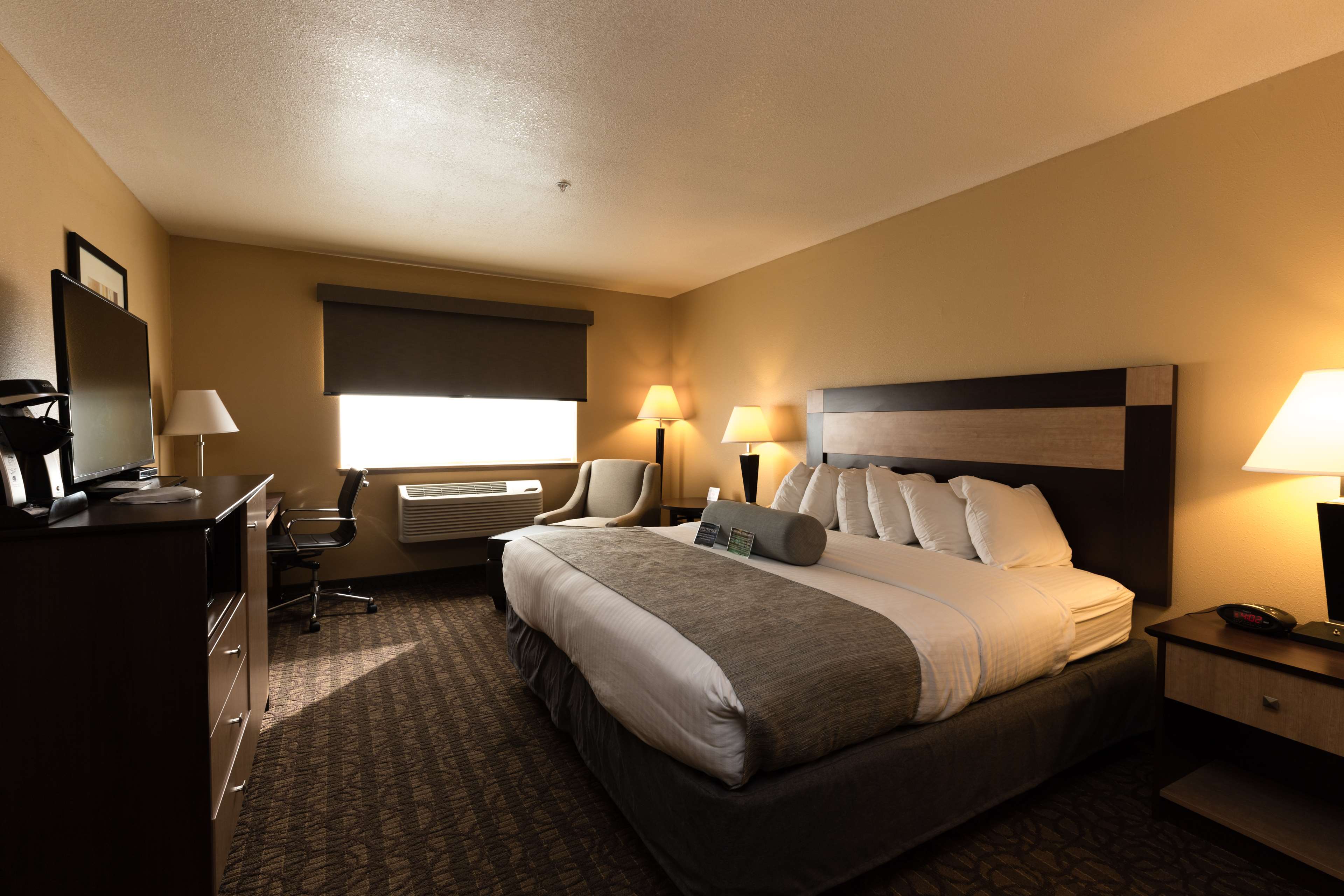 Best Western Sawtooth Inn & Suites