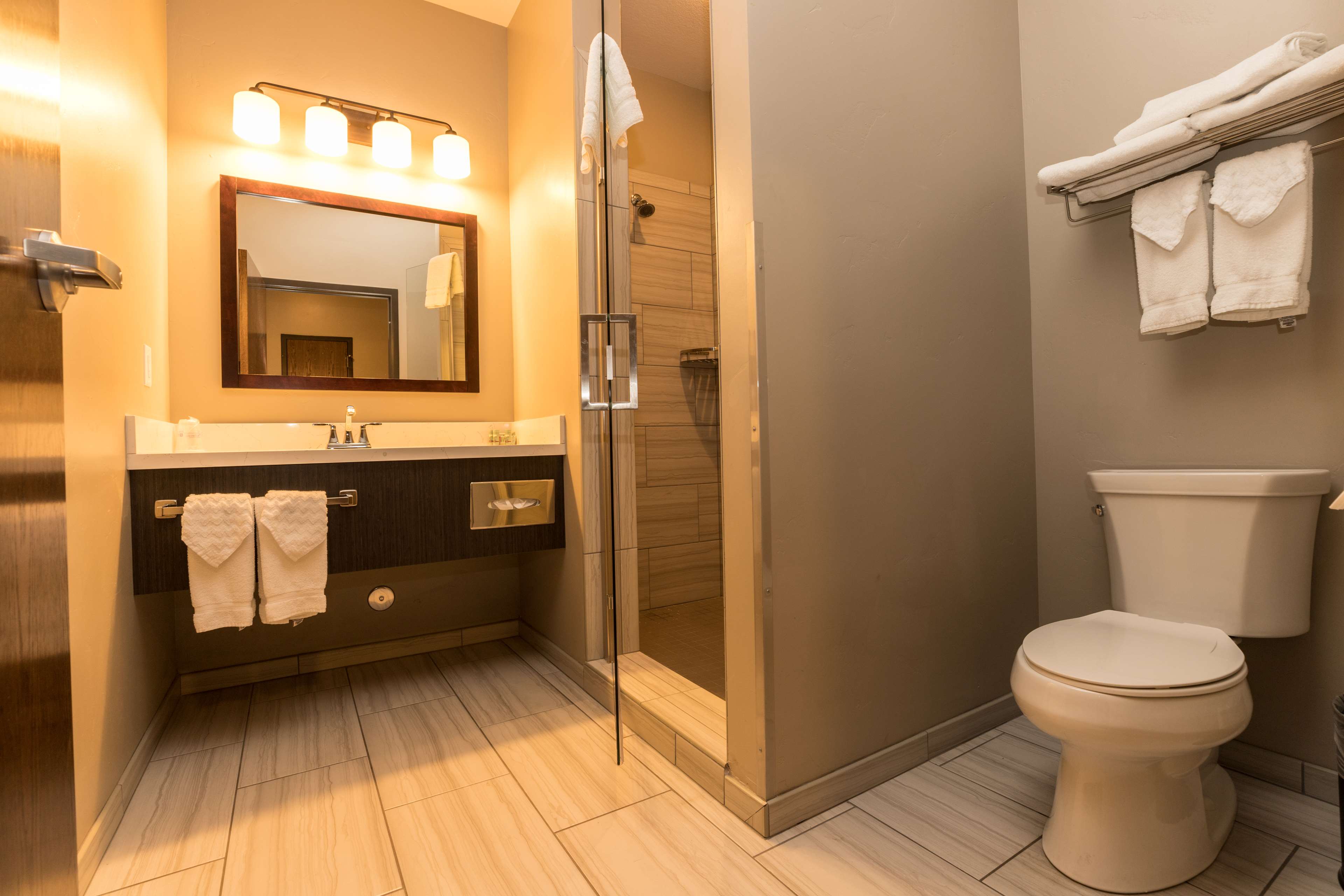 Best Western Sawtooth Inn & Suites