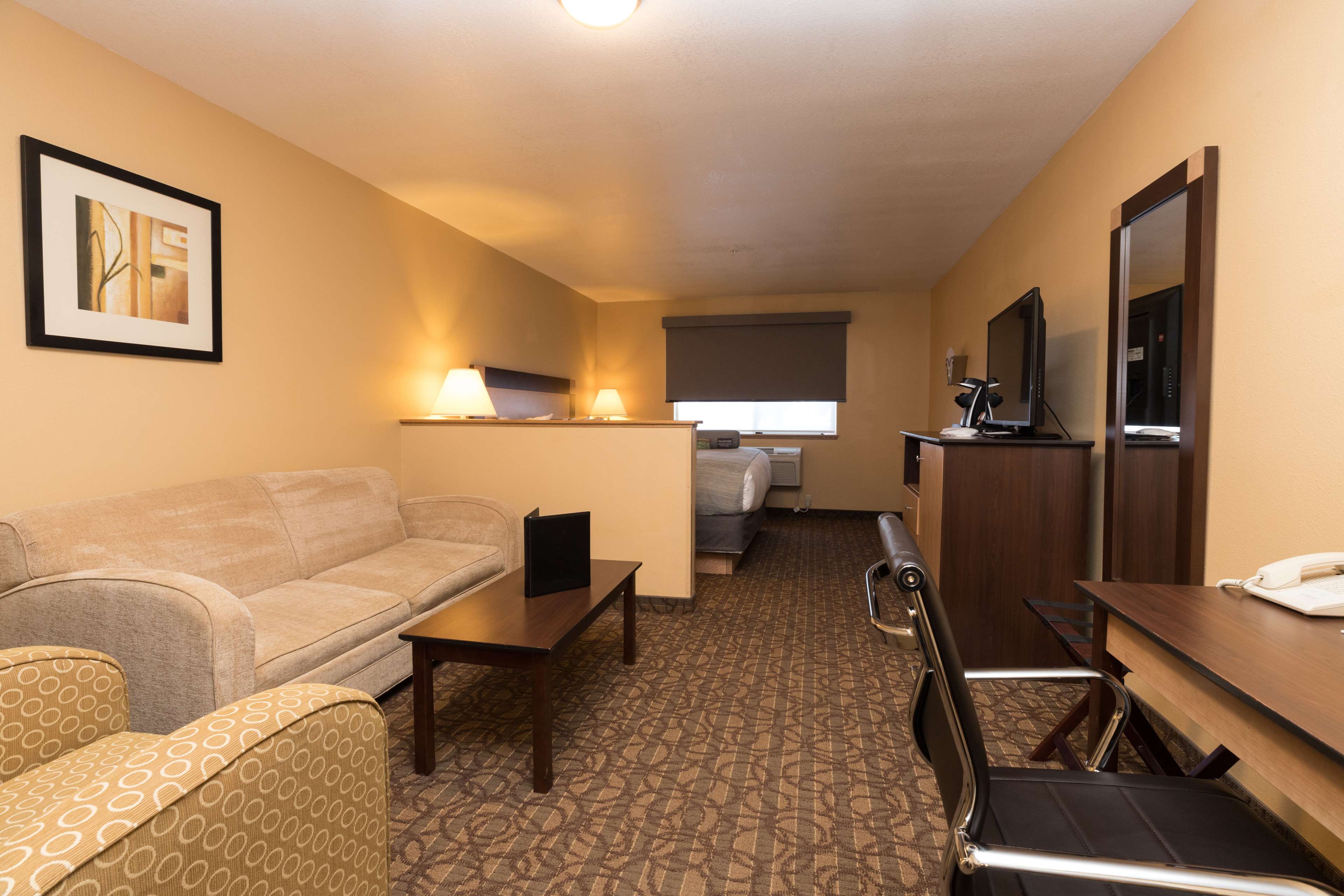 Best Western Sawtooth Inn & Suites