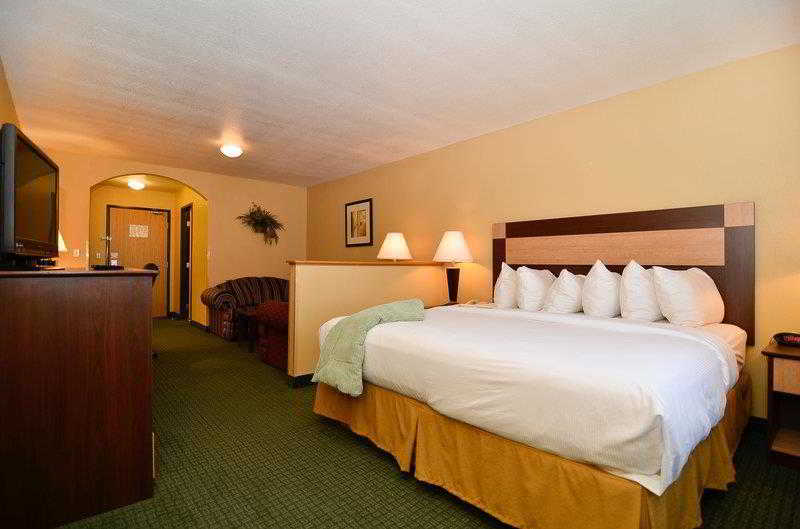 Best Western Sawtooth Inn & Suites