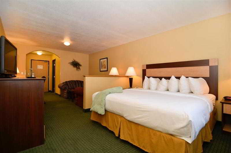 Best Western Sawtooth Inn & Suites