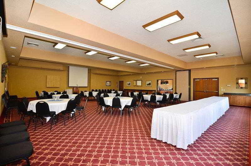 Best Western Sawtooth Inn & Suites