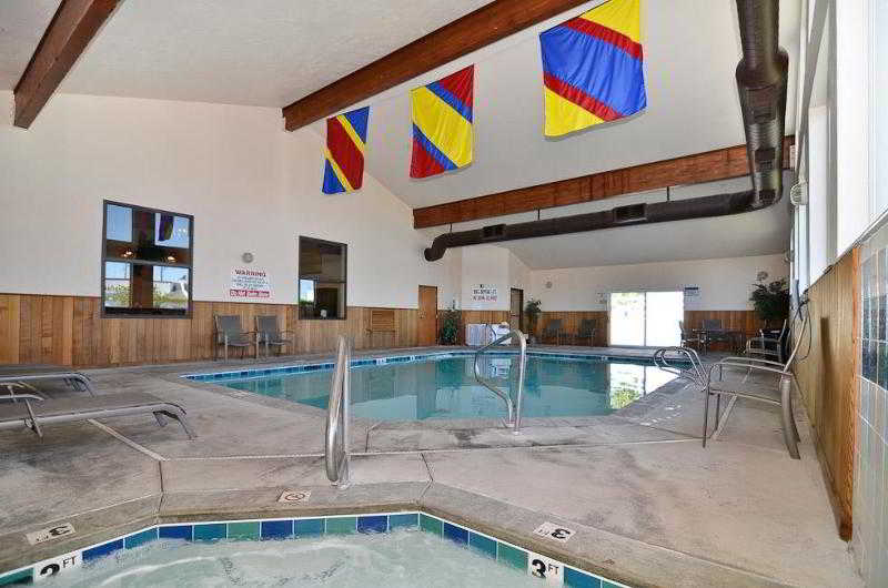 Best Western Sawtooth Inn & Suites