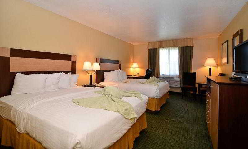 Best Western Sawtooth Inn & Suites