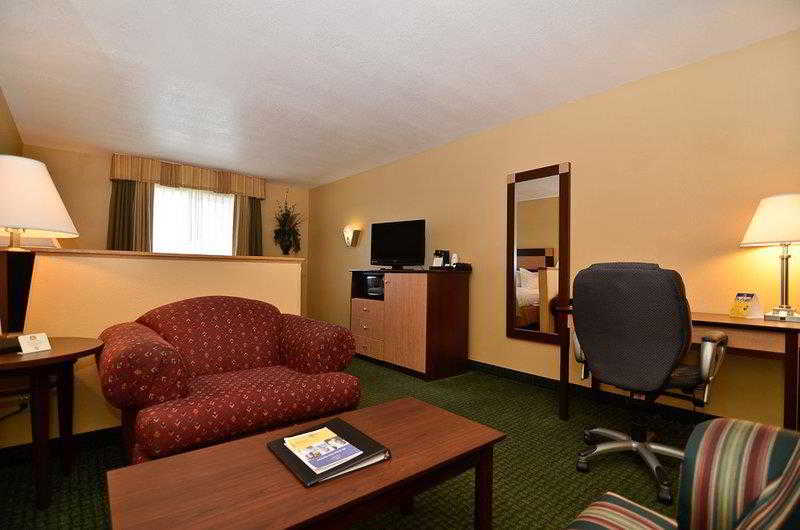 Best Western Sawtooth Inn & Suites
