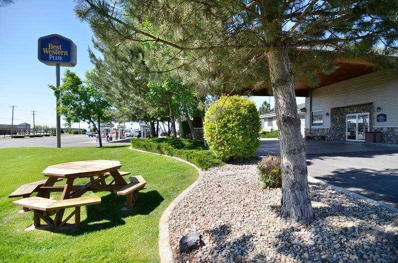 Best Western Sawtooth Inn & Suites