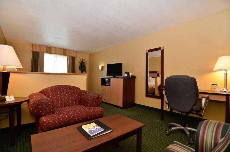 Best Western Sawtooth Inn & Suites
