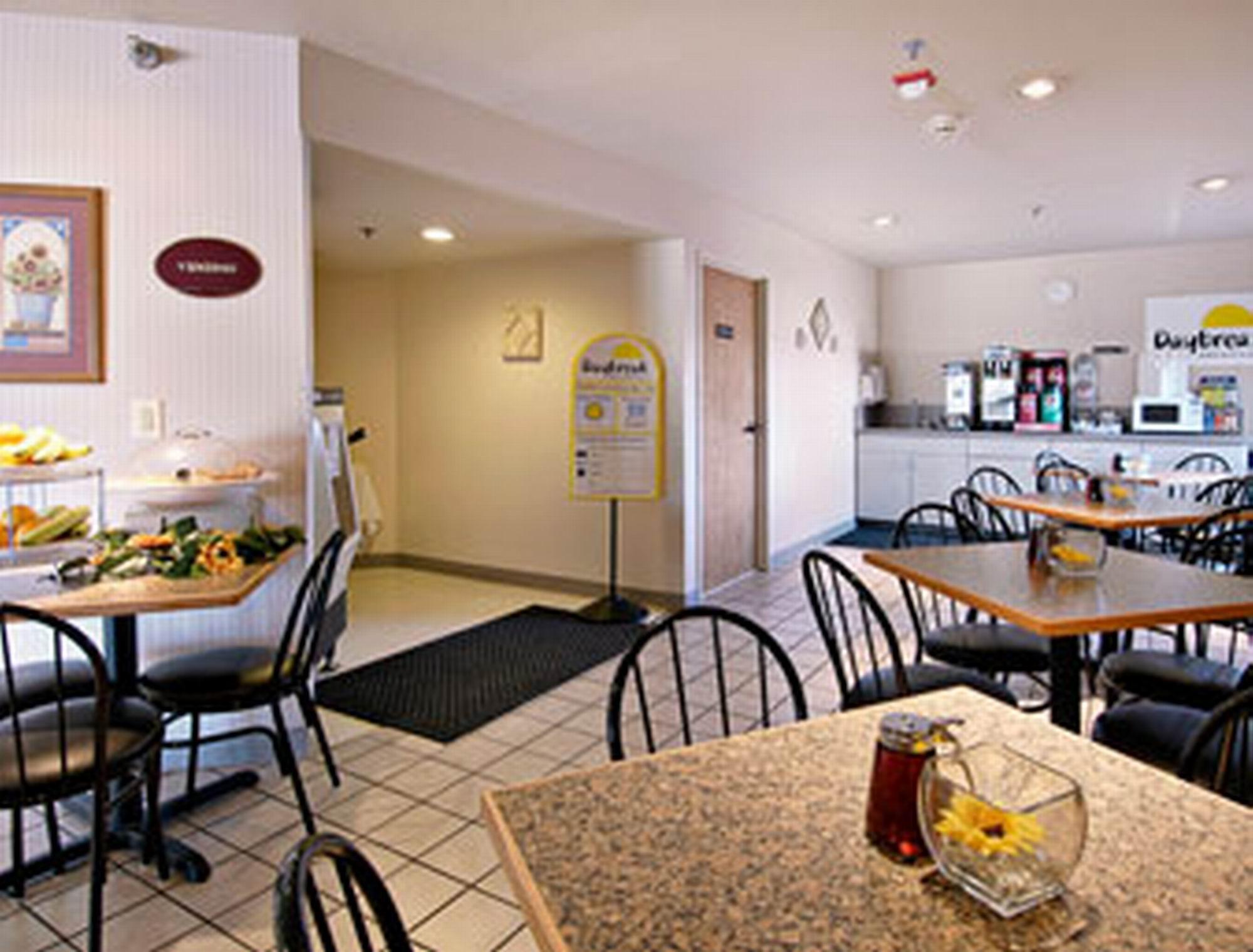 Sleep Inn & Suites