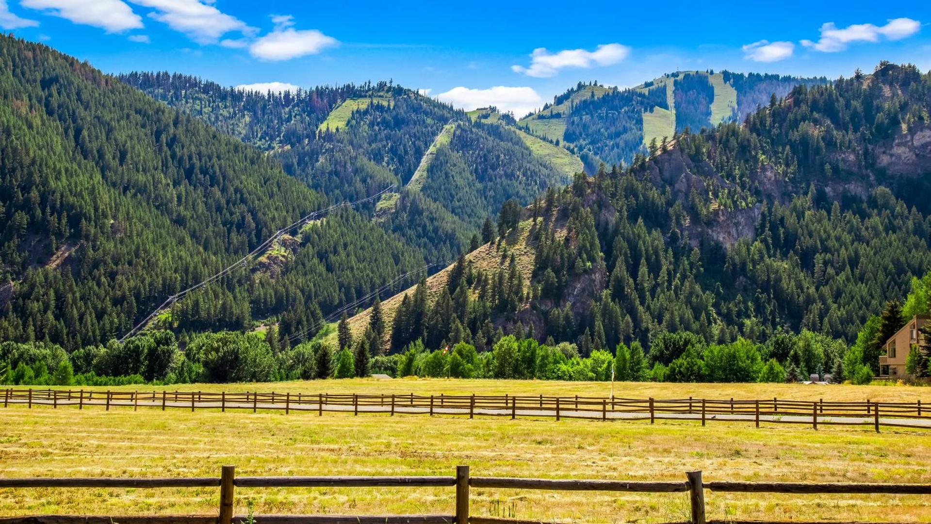 Best Western Tyrolean Lodge