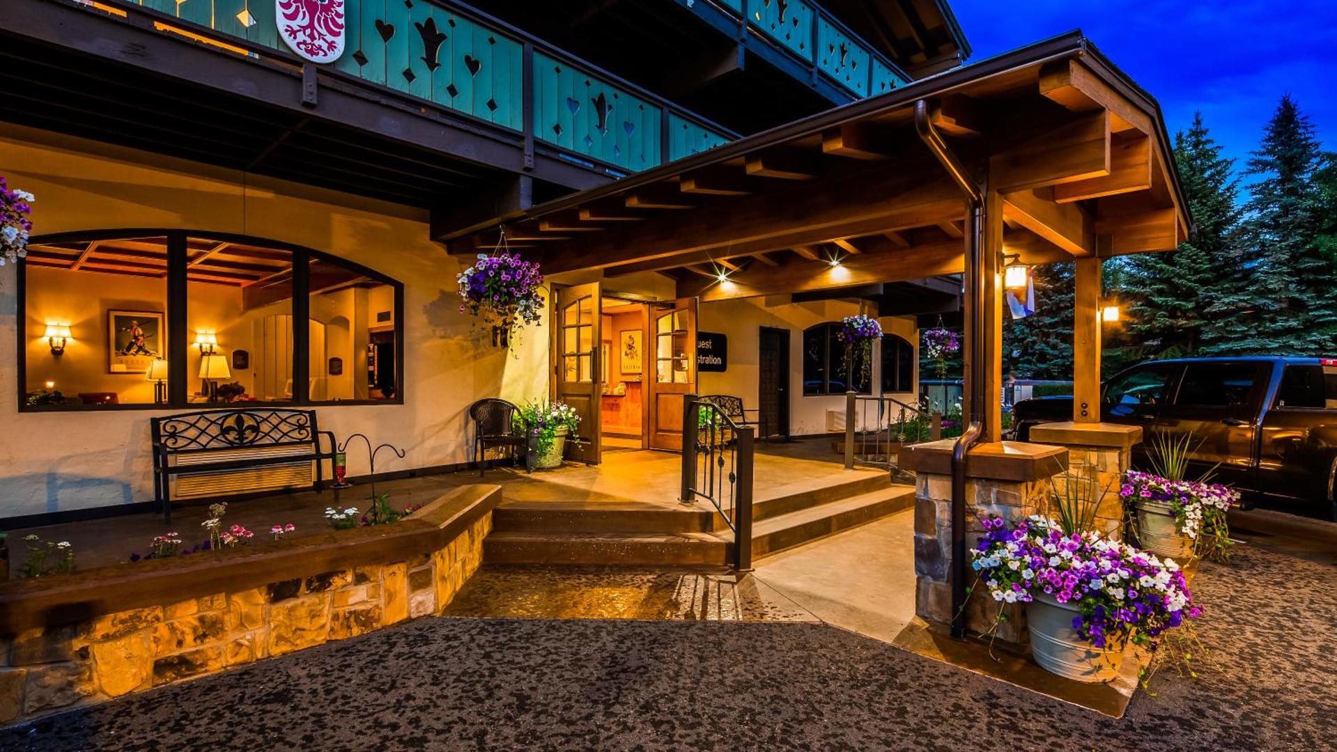 Best Western Tyrolean Lodge