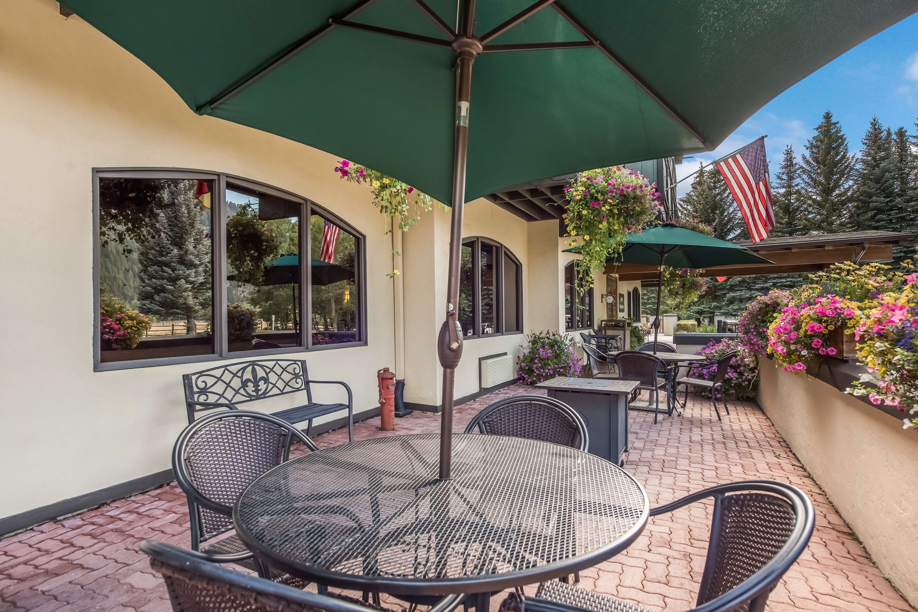 Best Western Tyrolean Lodge
