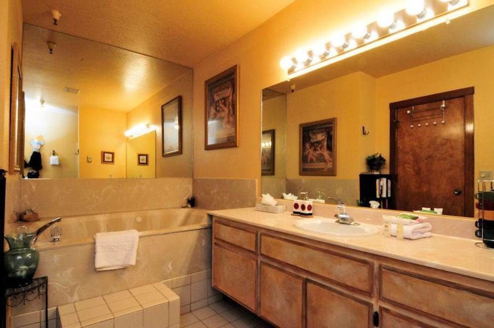 Christophe Condominiums