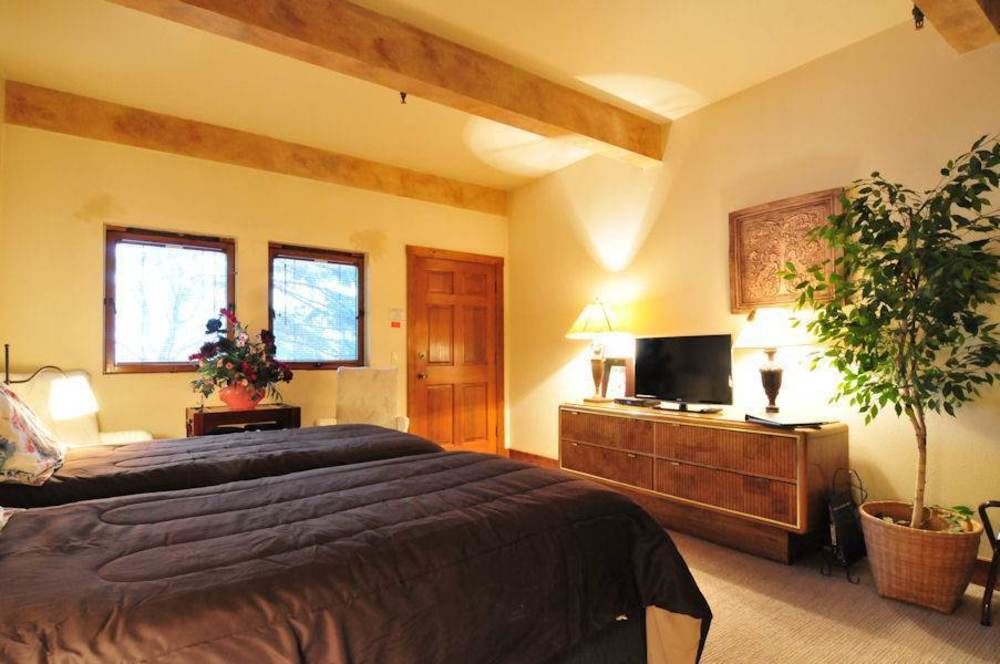 Christophe Condominiums