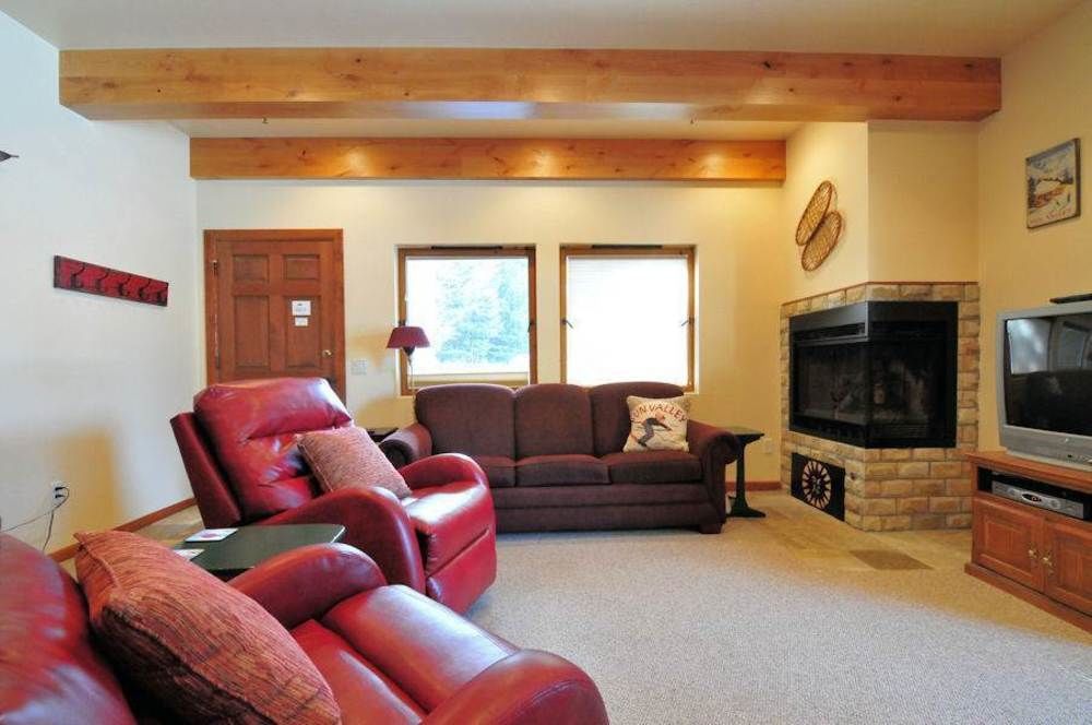 Christophe Condominiums