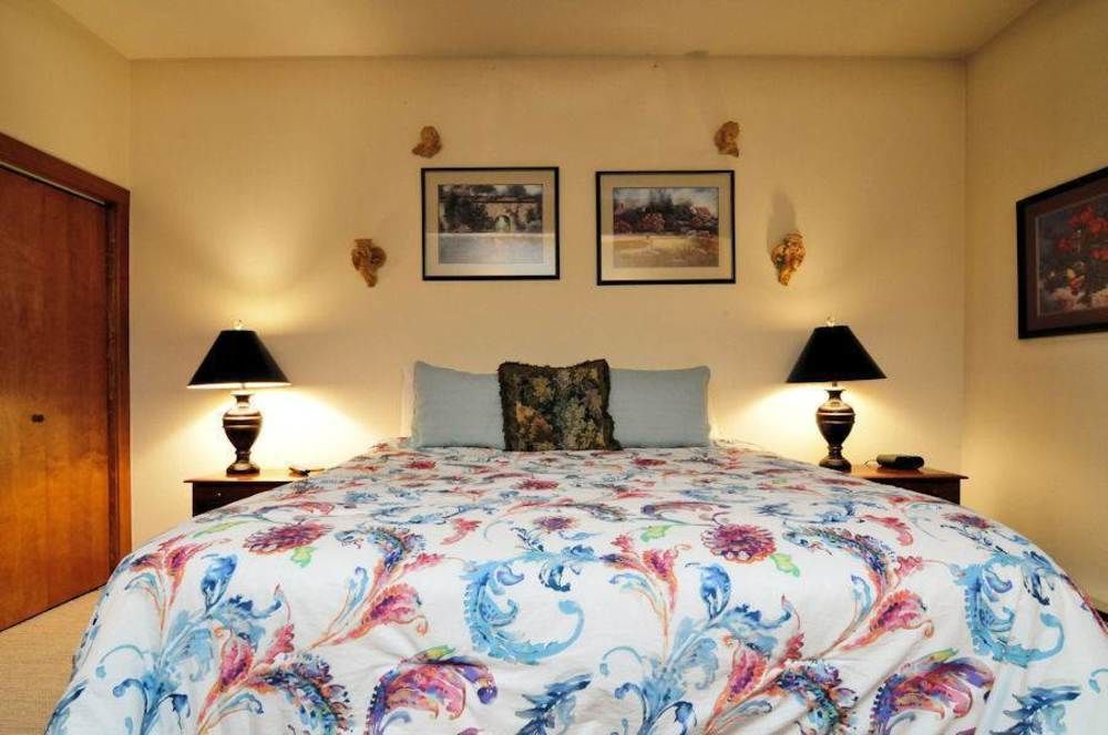 Christophe Condominiums