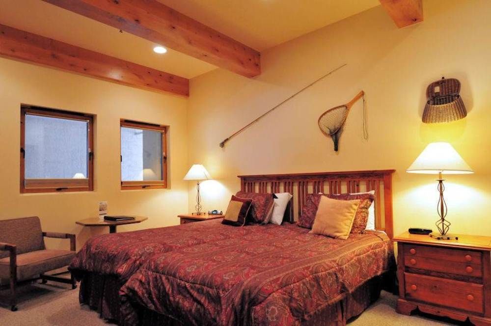 Christophe Condominiums