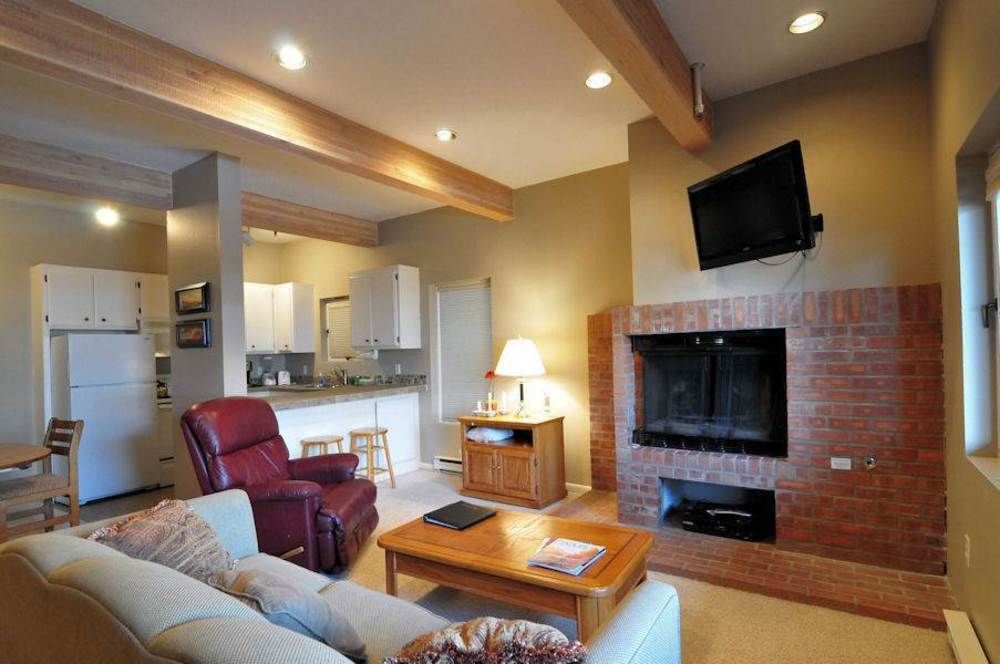 Christophe Condominiums