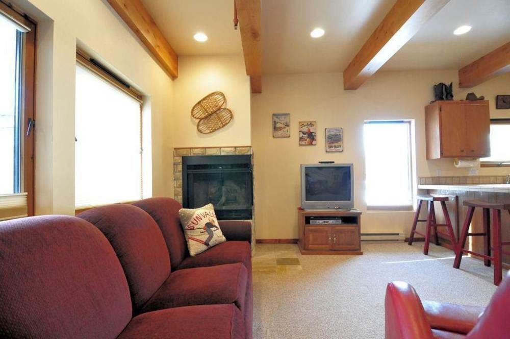 Christophe Condominiums