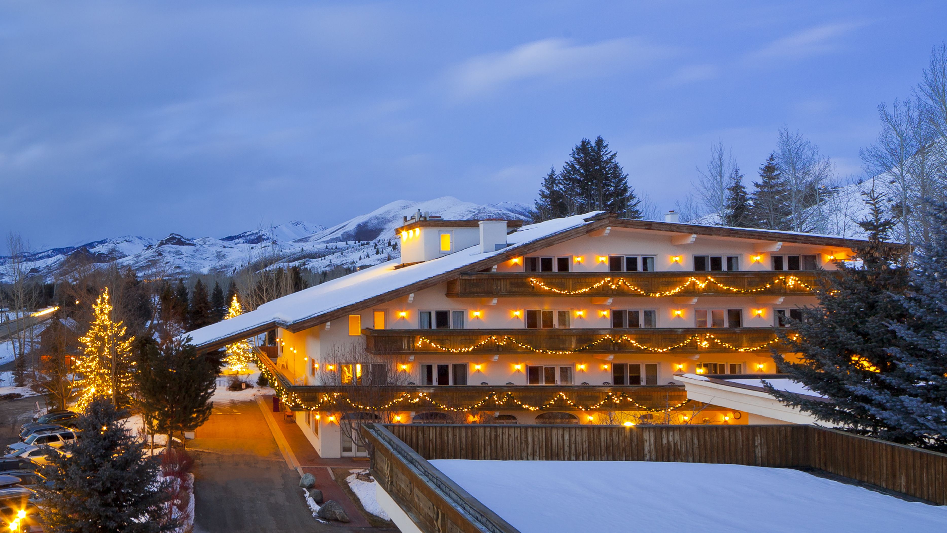 Knob Hill Inn
