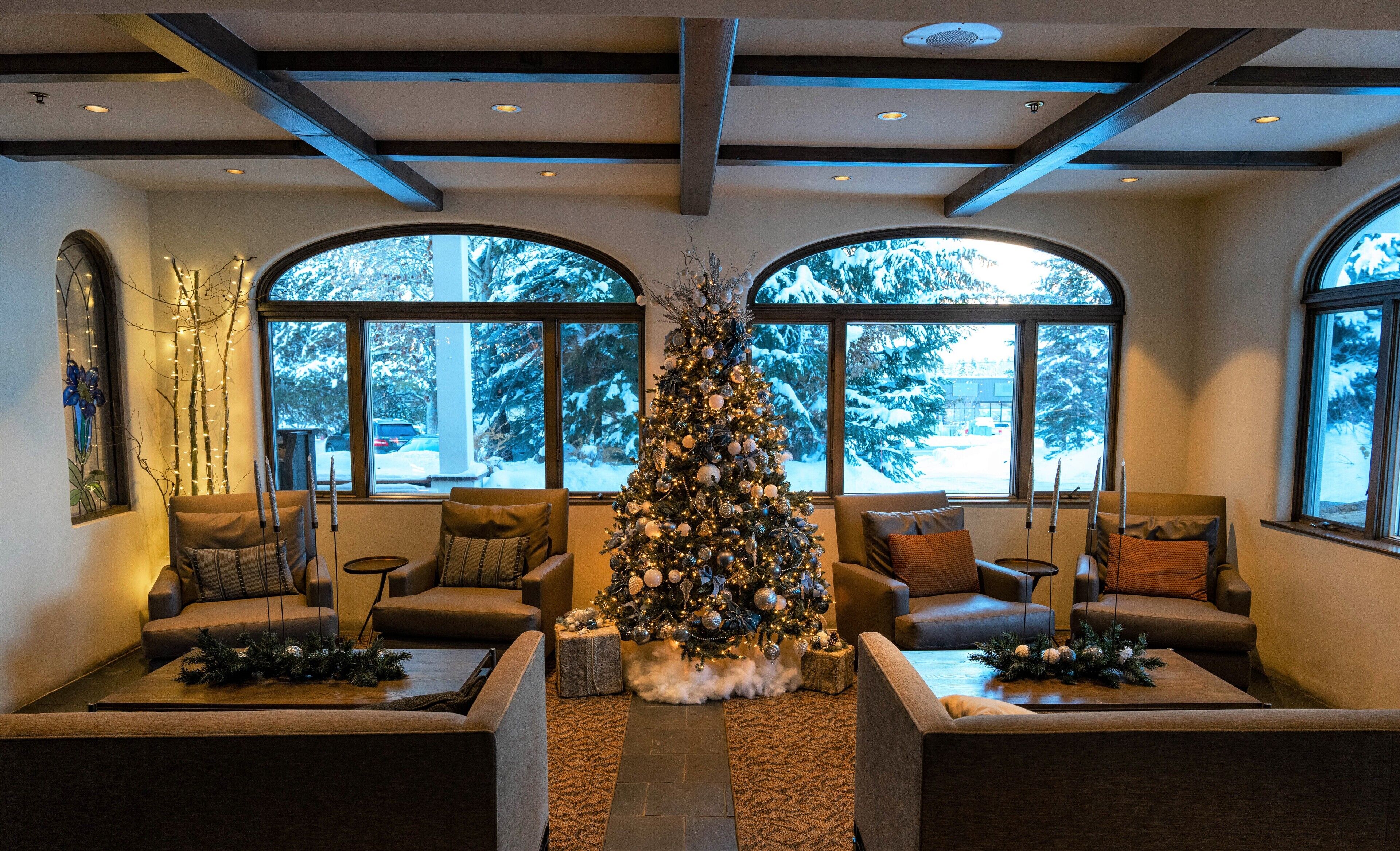 Knob Hill Inn