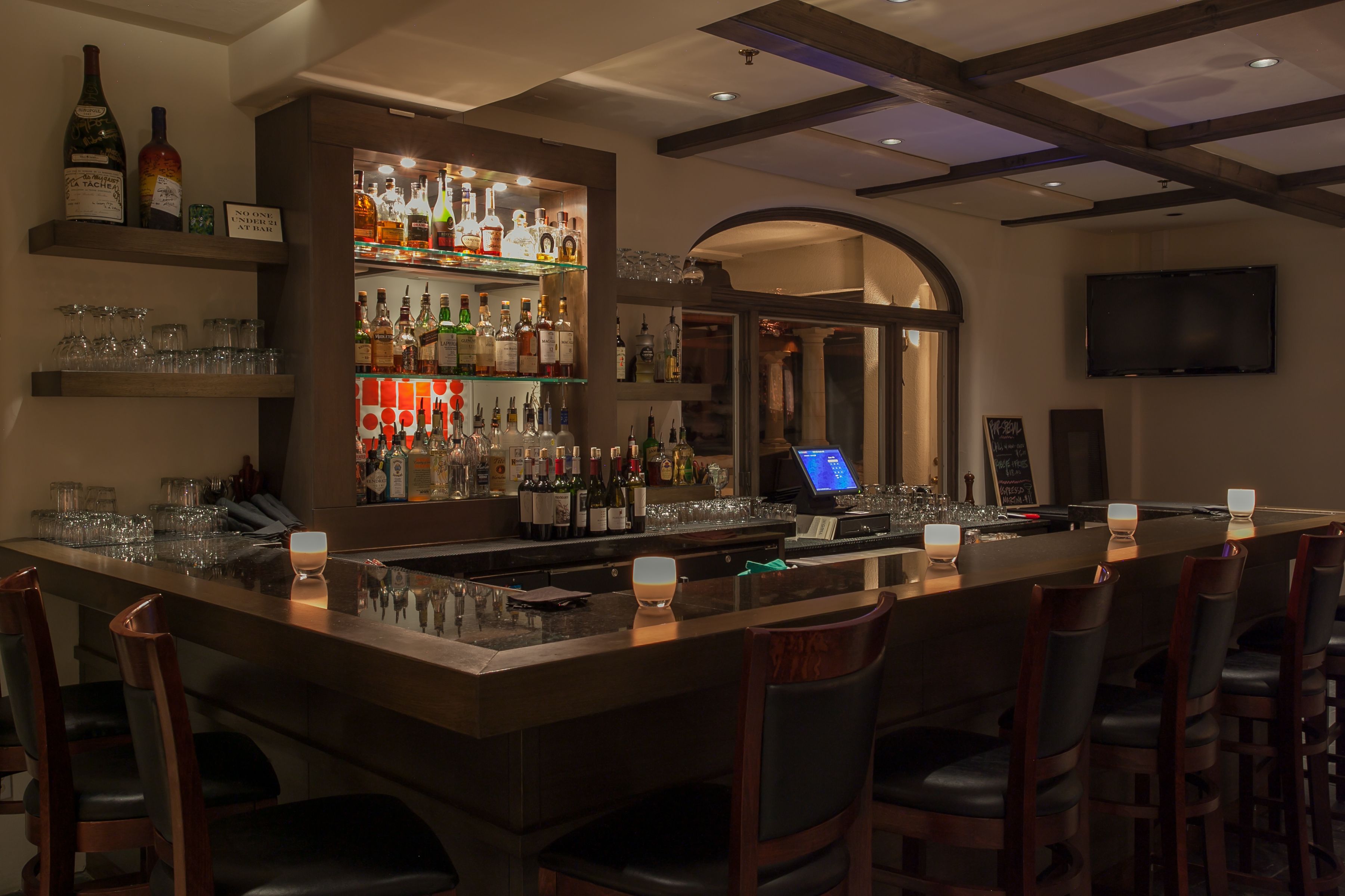 Knob Hill Inn