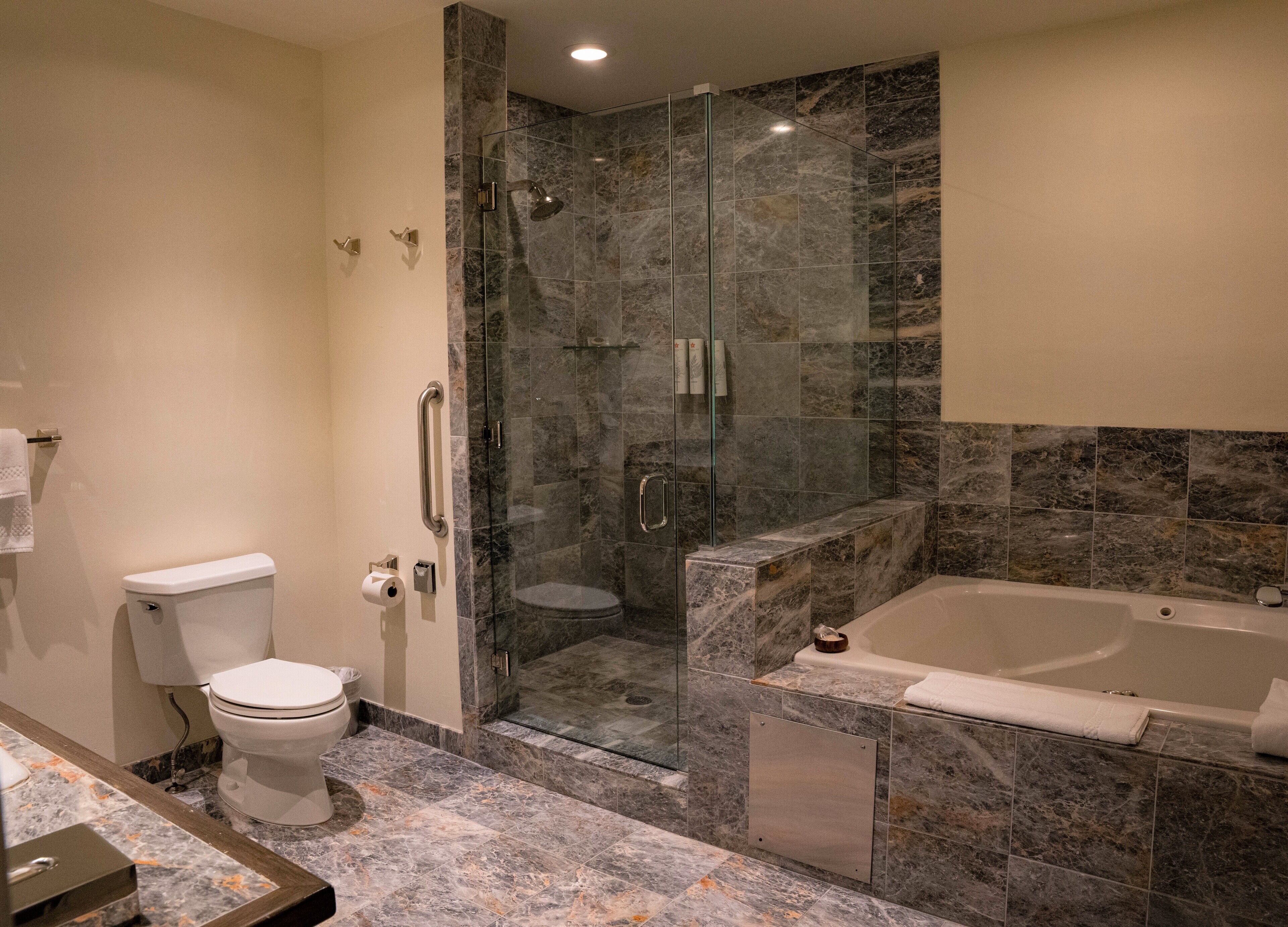 Knob Hill Inn