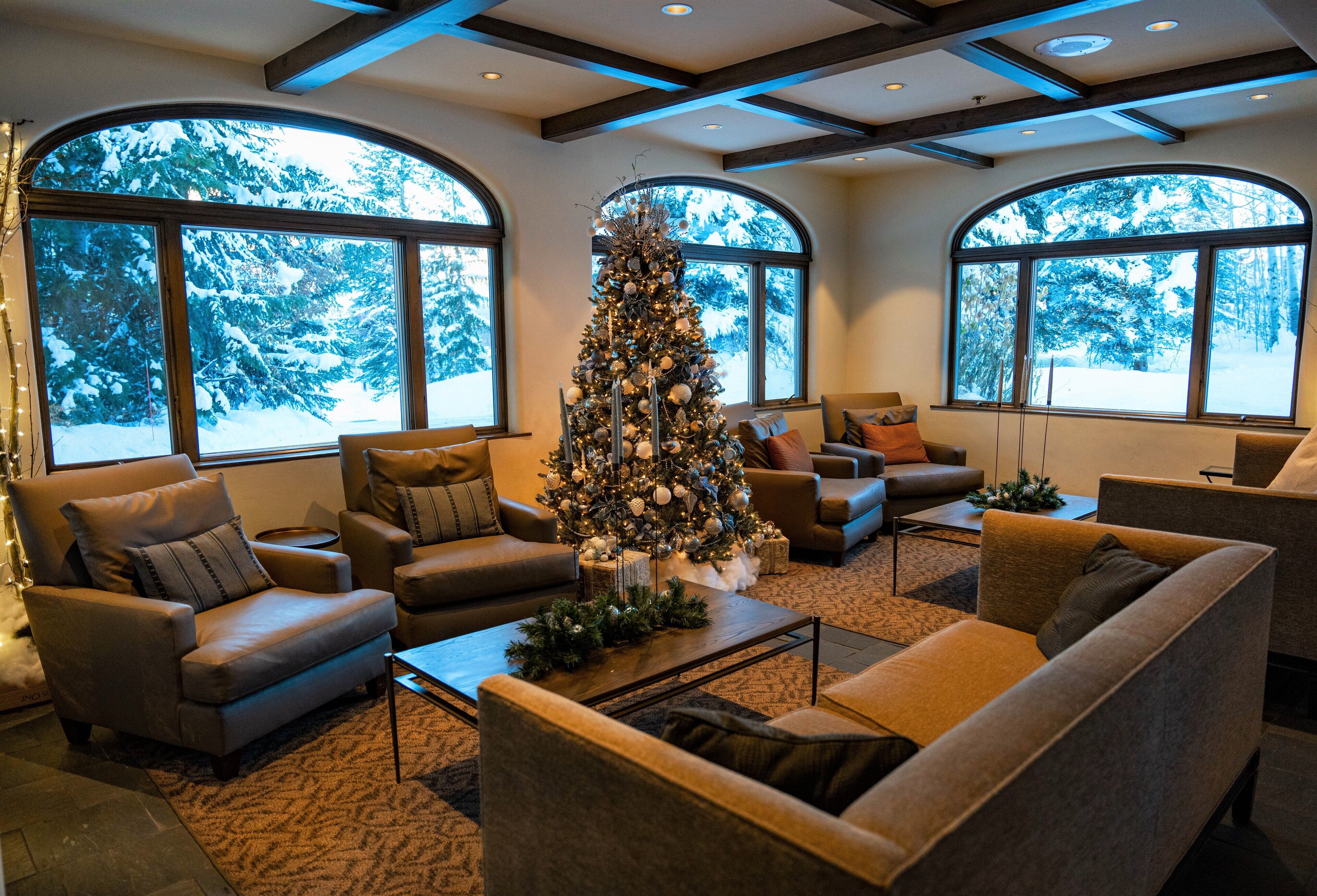 Knob Hill Inn