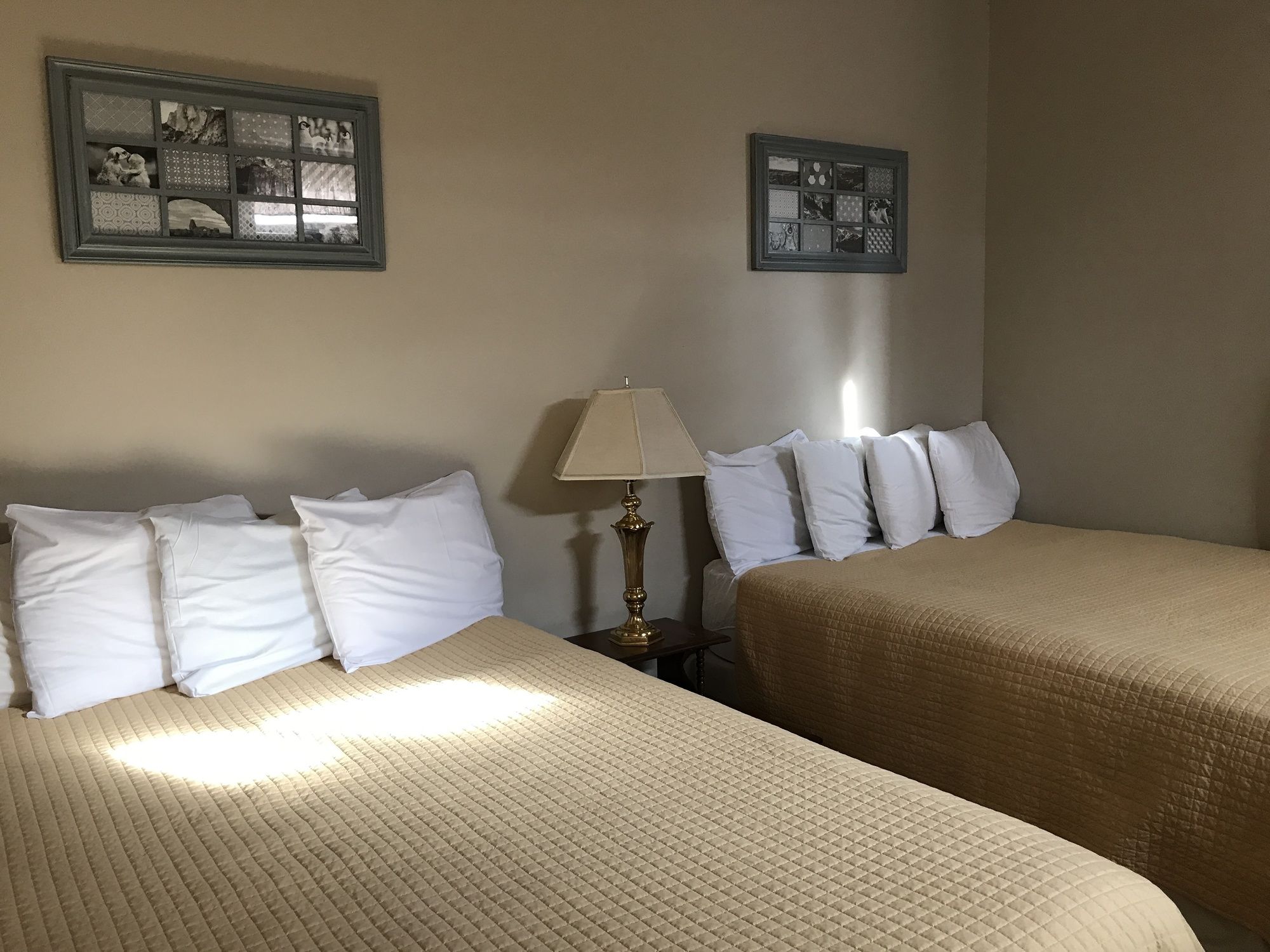 Riverside Hot Springs Inn