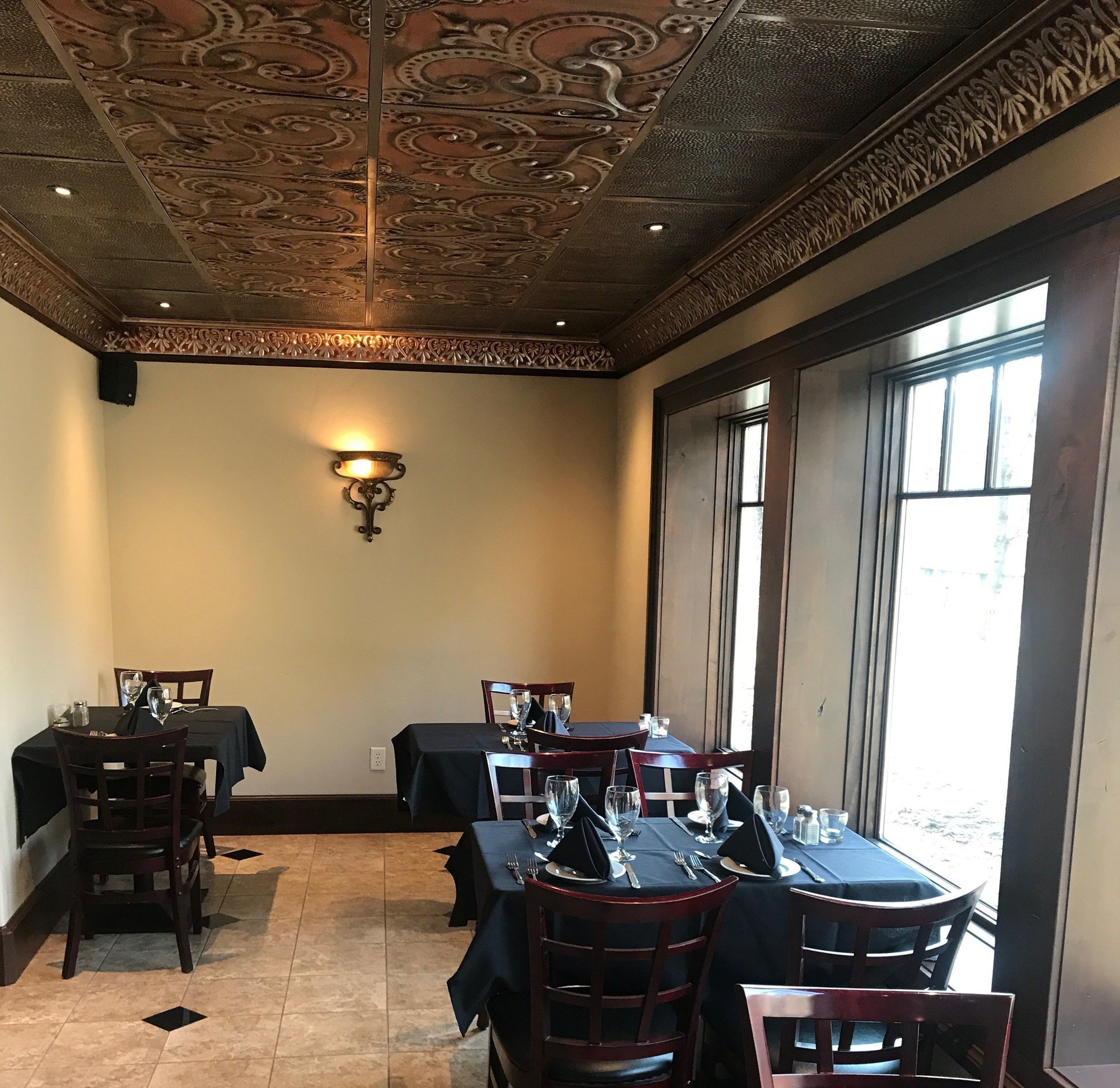 Riverside Hot Springs Inn