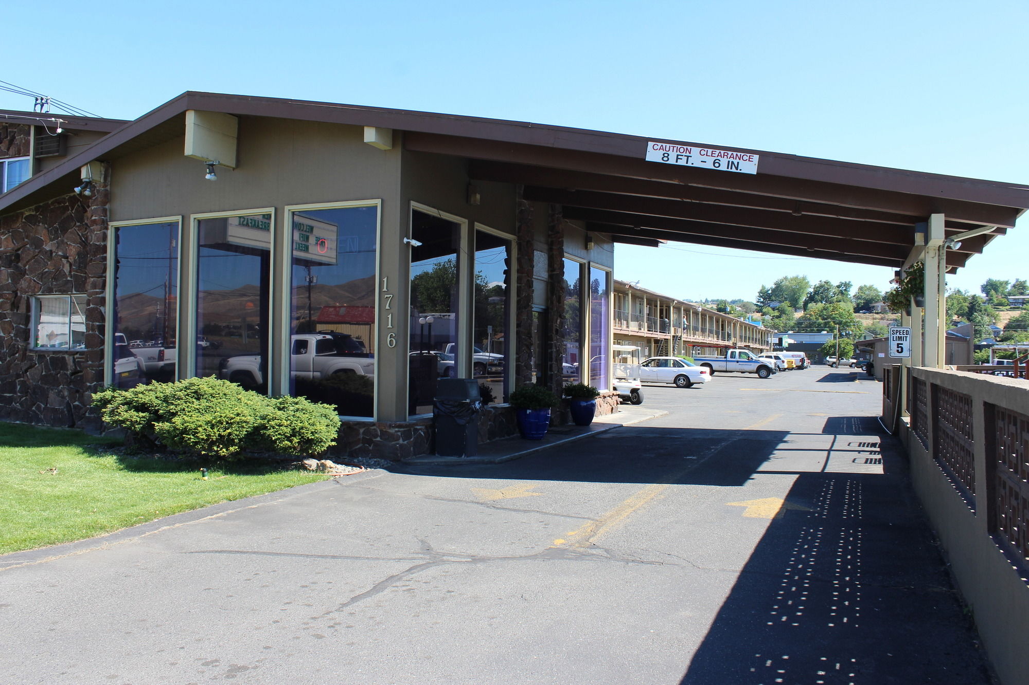 Cedars Inn Lewiston