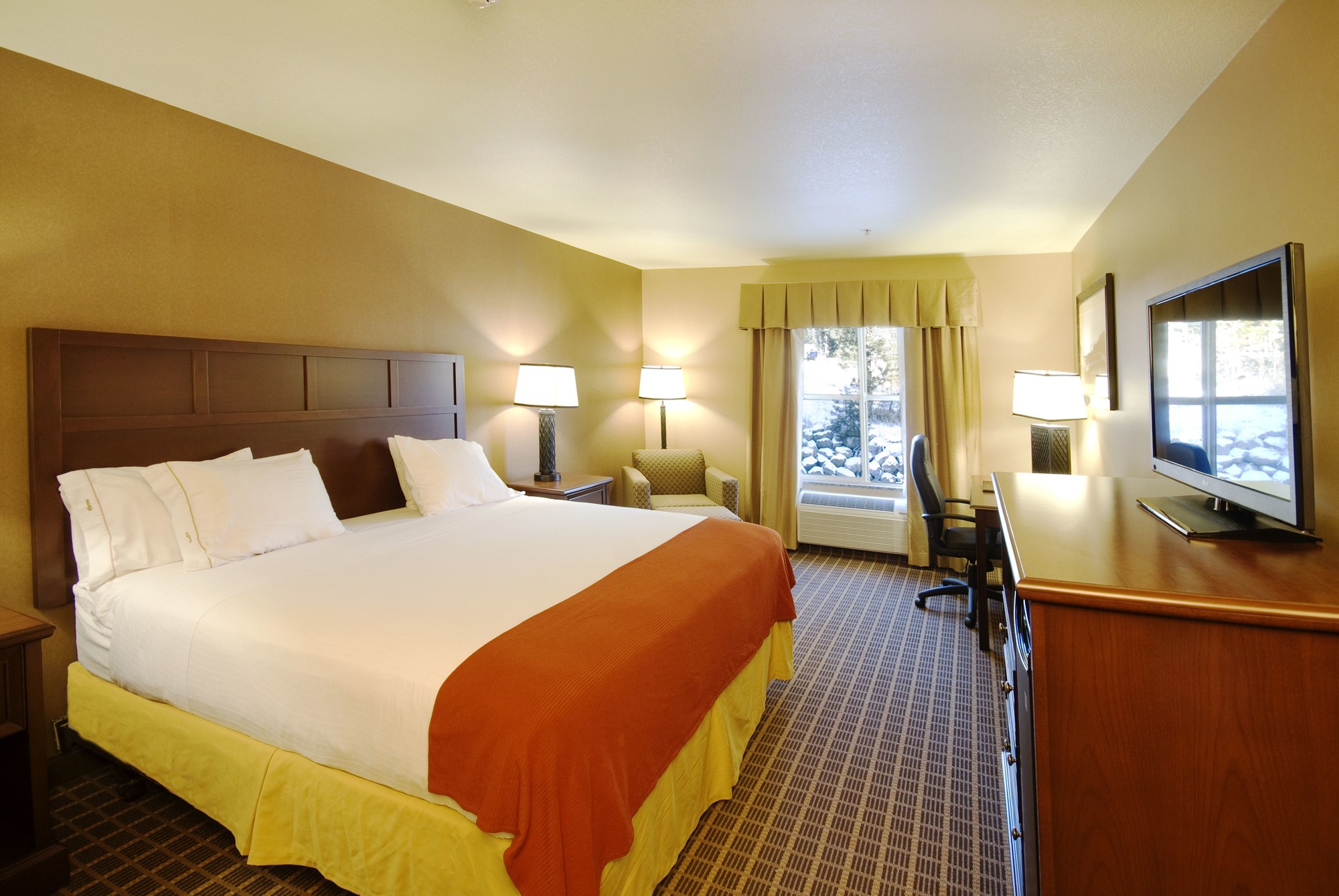 The Evergreen Hotel