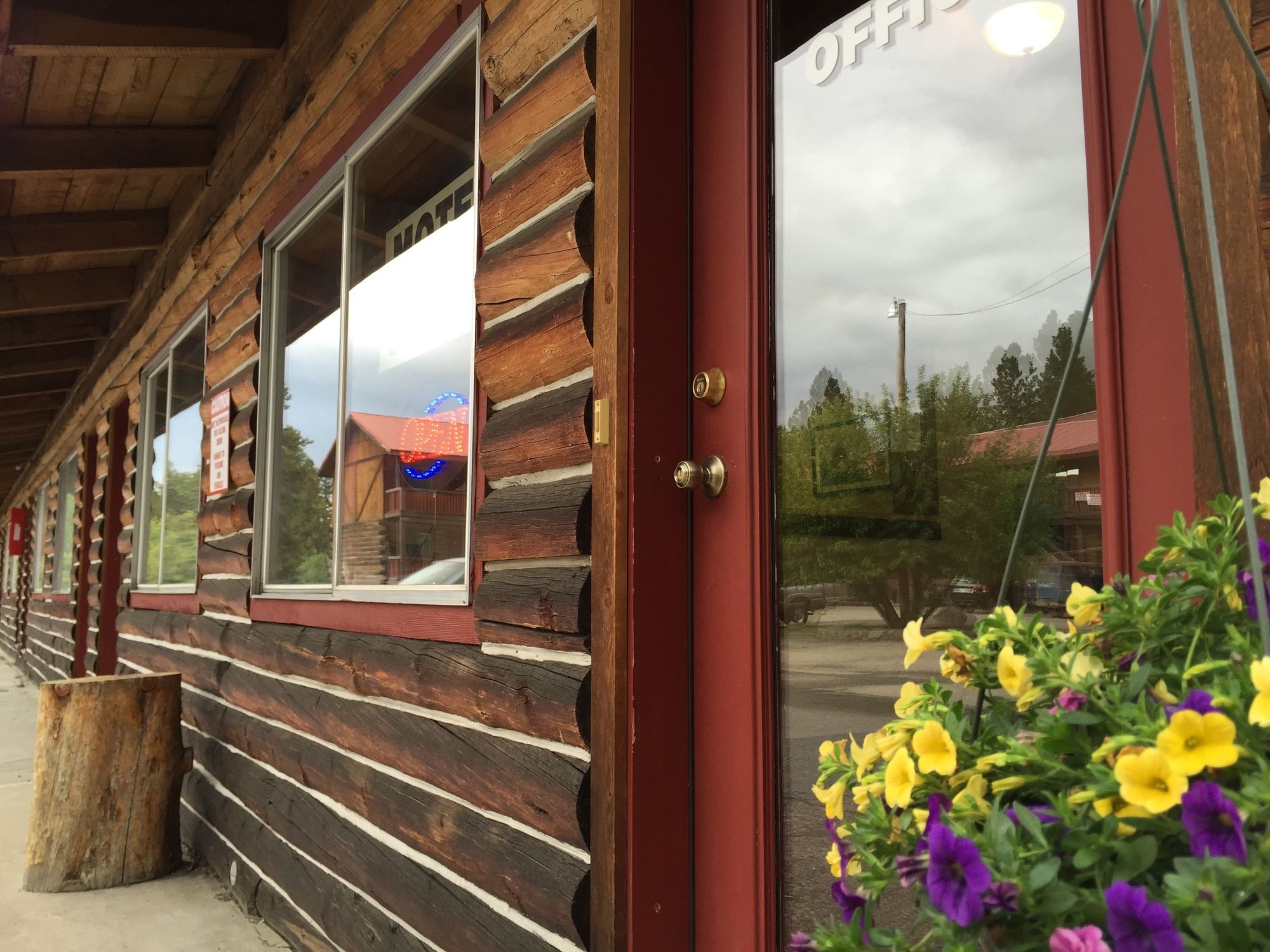 Nordic Inn