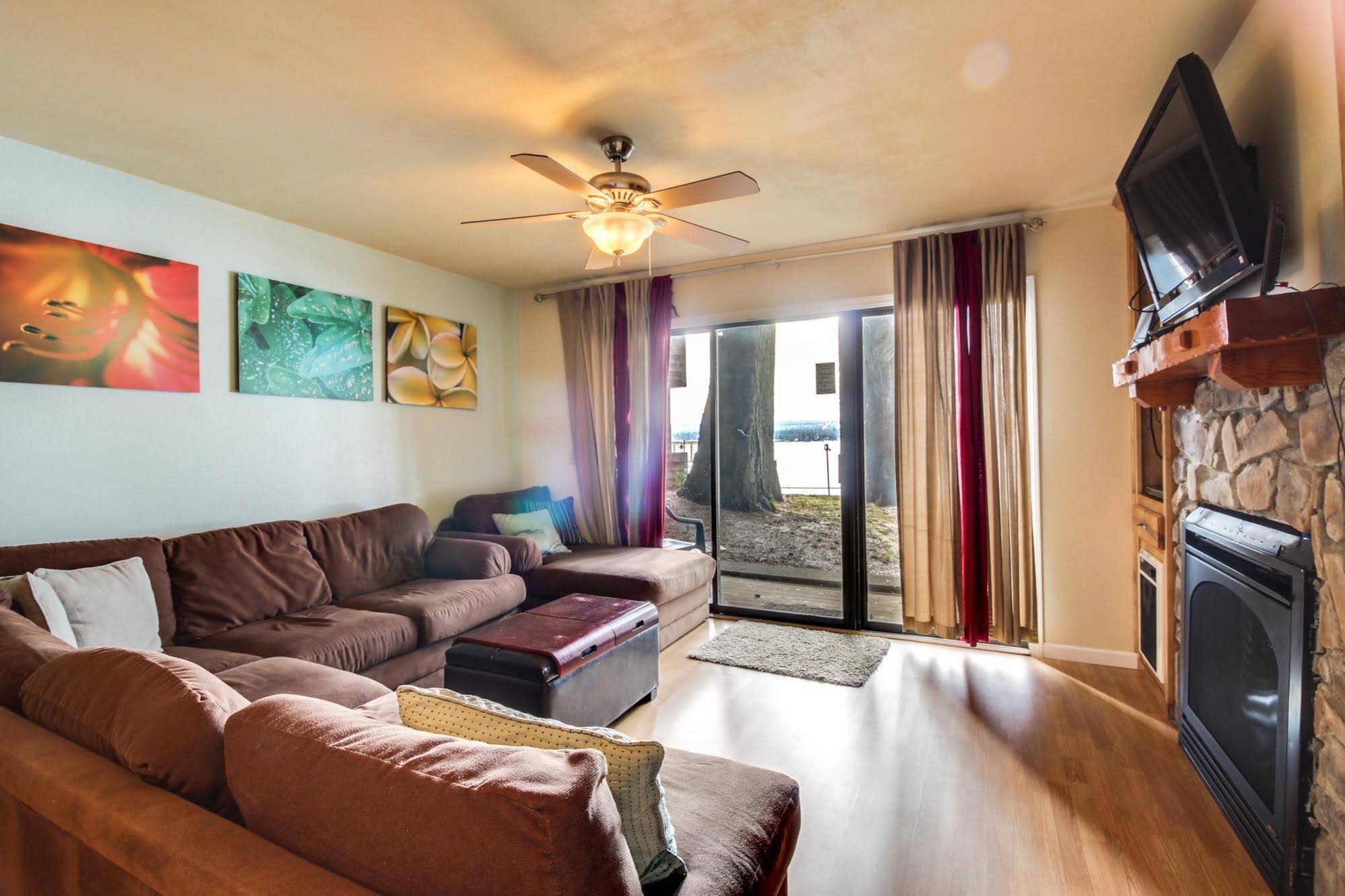 Timberlake Studio In The Sky