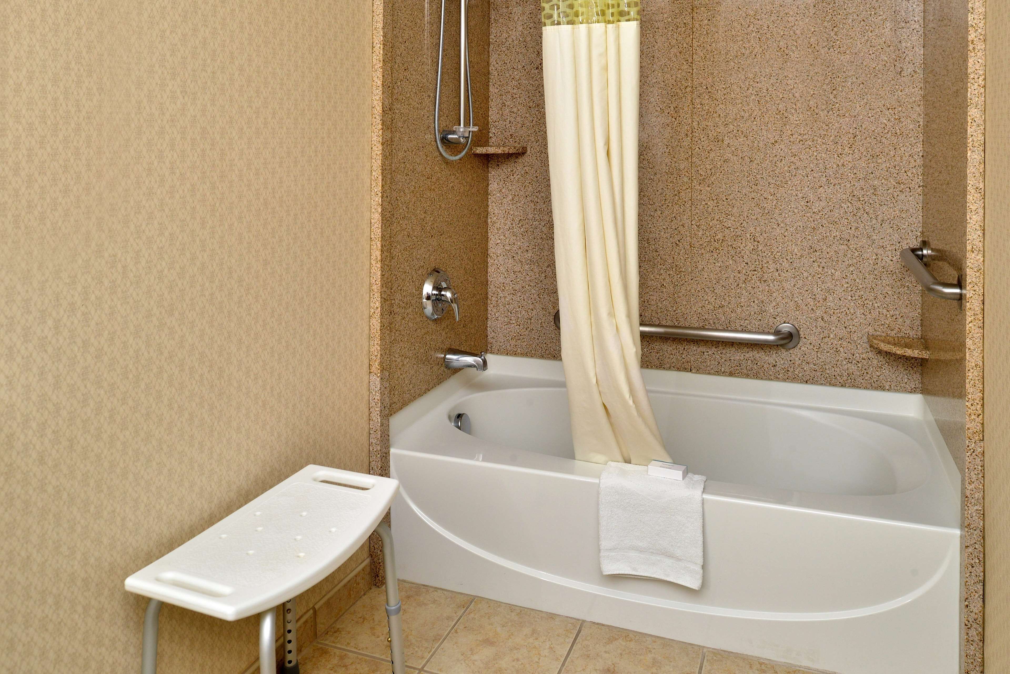 Hampton Inn & Suites Boise - Meridian