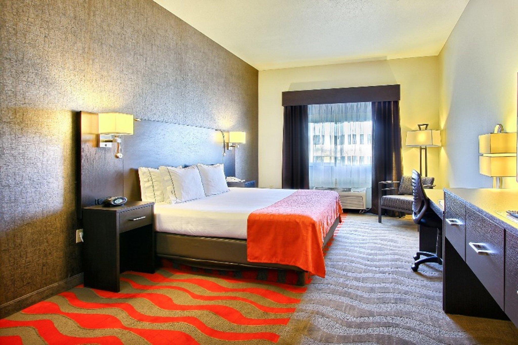 Comfort Suites Meridian