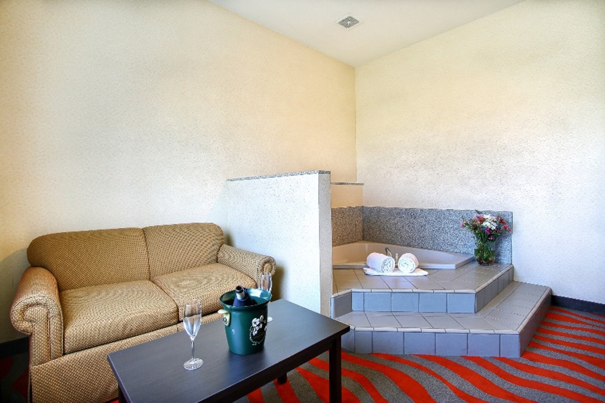 Comfort Suites Meridian