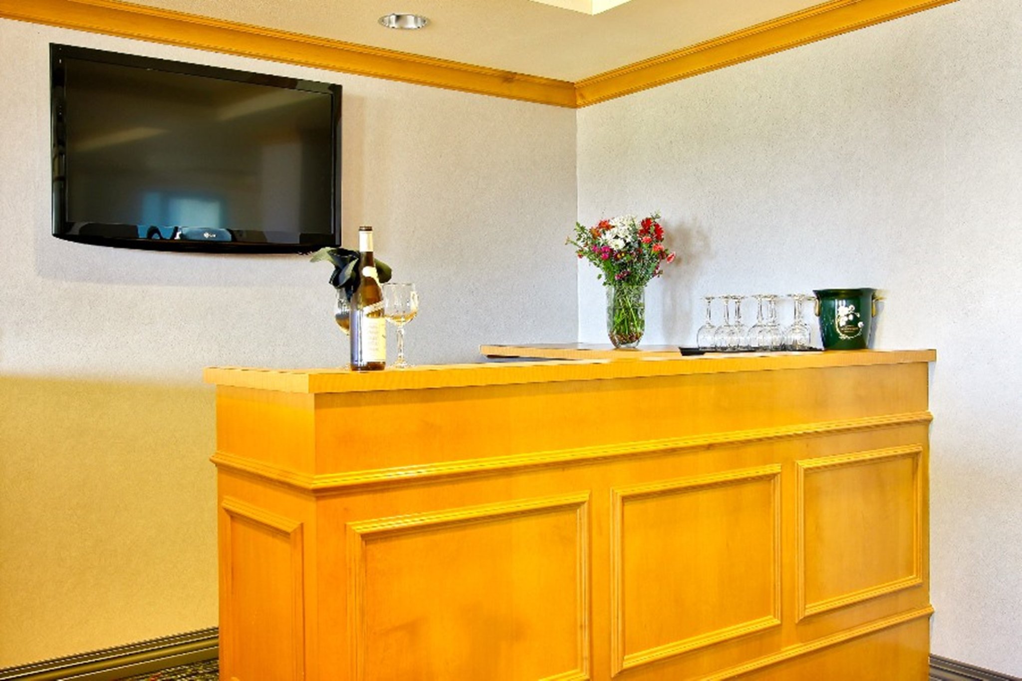 Comfort Suites Meridian