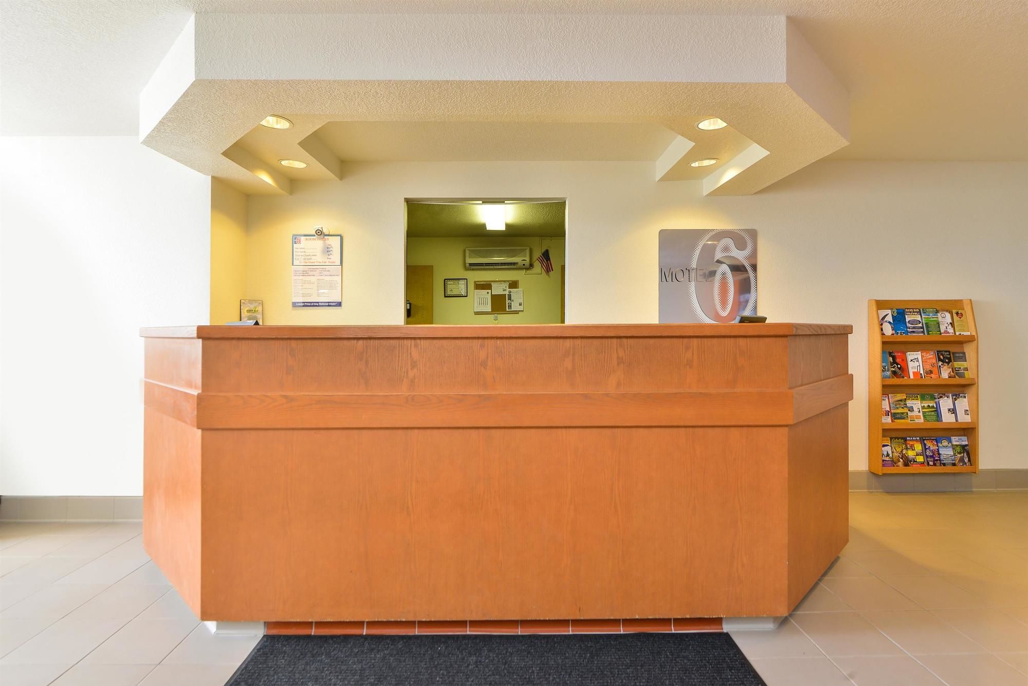 Motel 6 Meridian ID